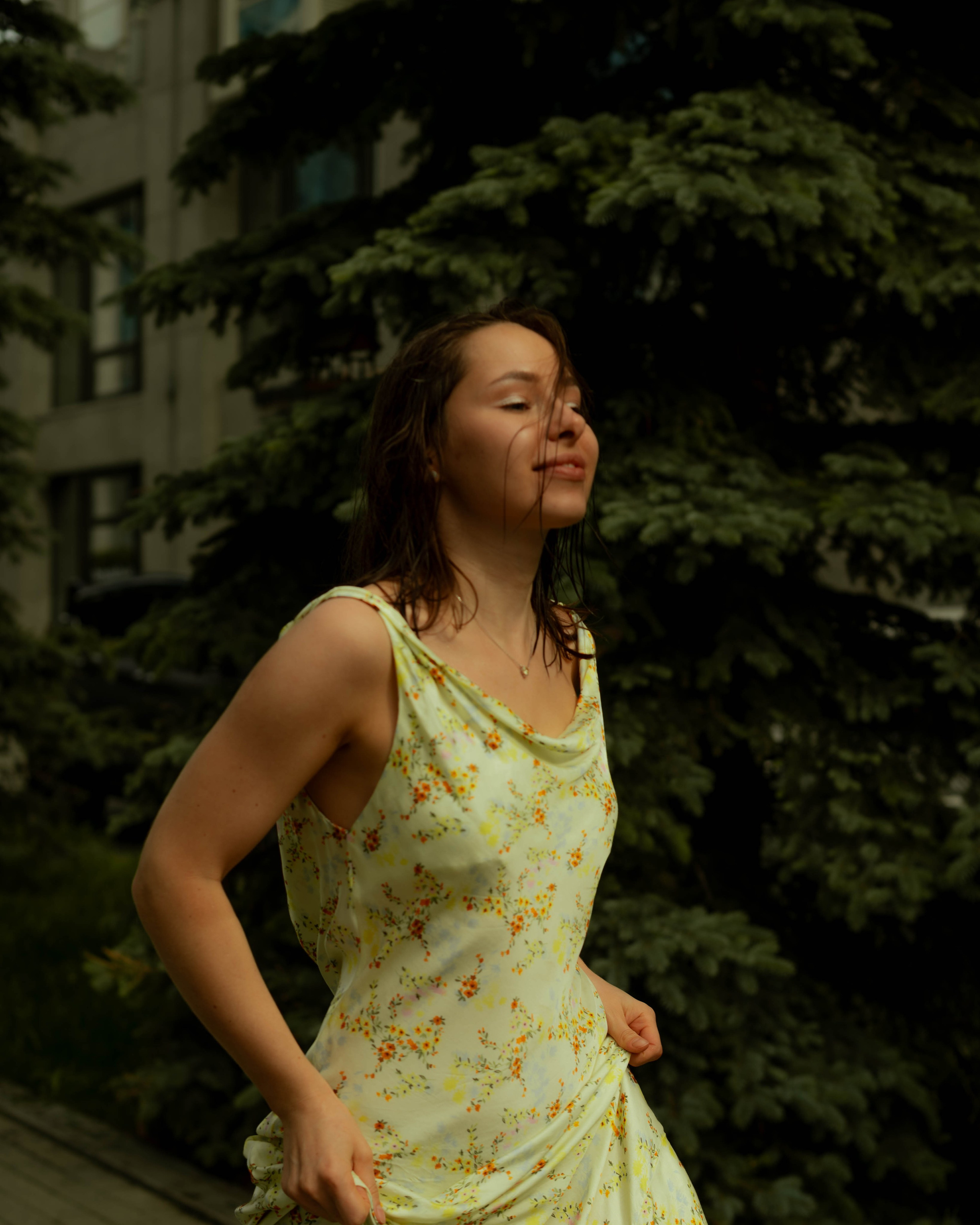 Оля. Женский фотограф. Создатель украшений ручной работы. Модель