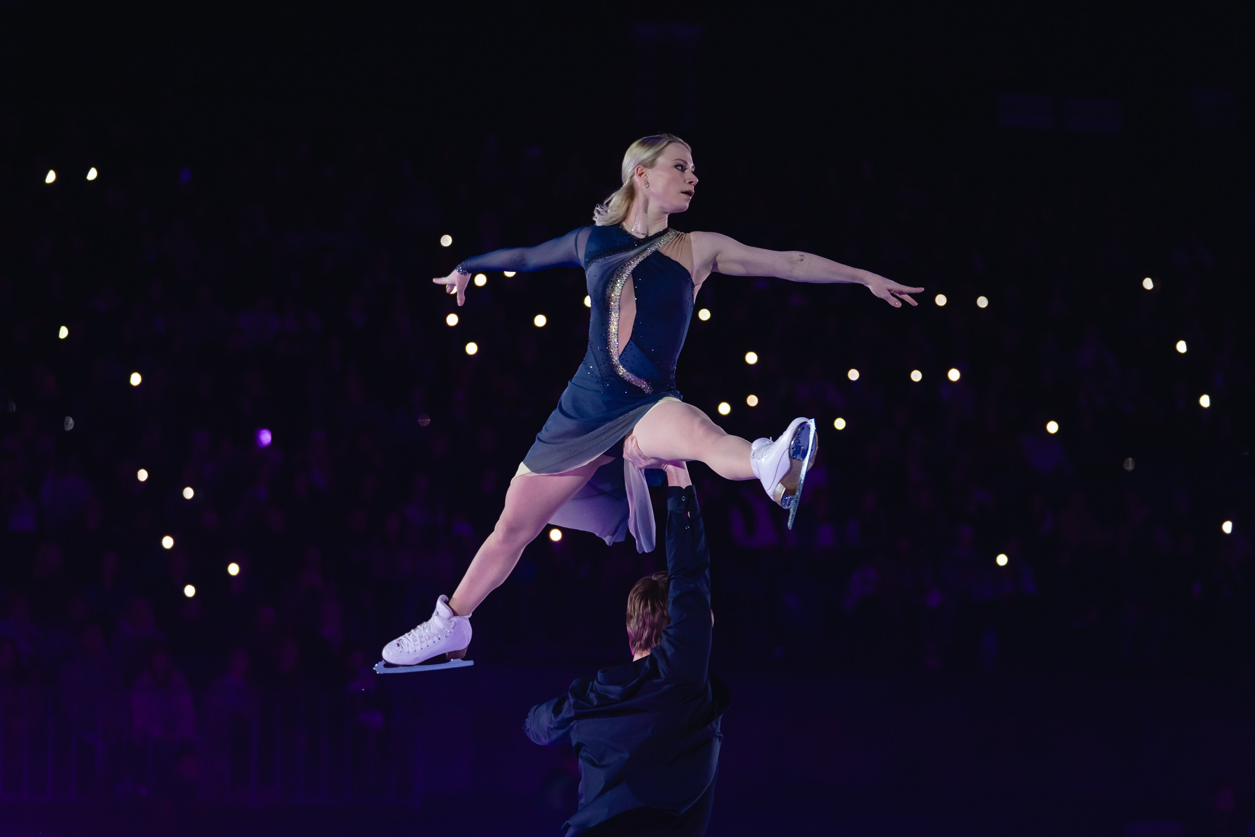 Шоу «Чемпионы на льду» в Новосибирске. Воробьева Ксения — Спортивный и танцевальный фотограф Новосибирск