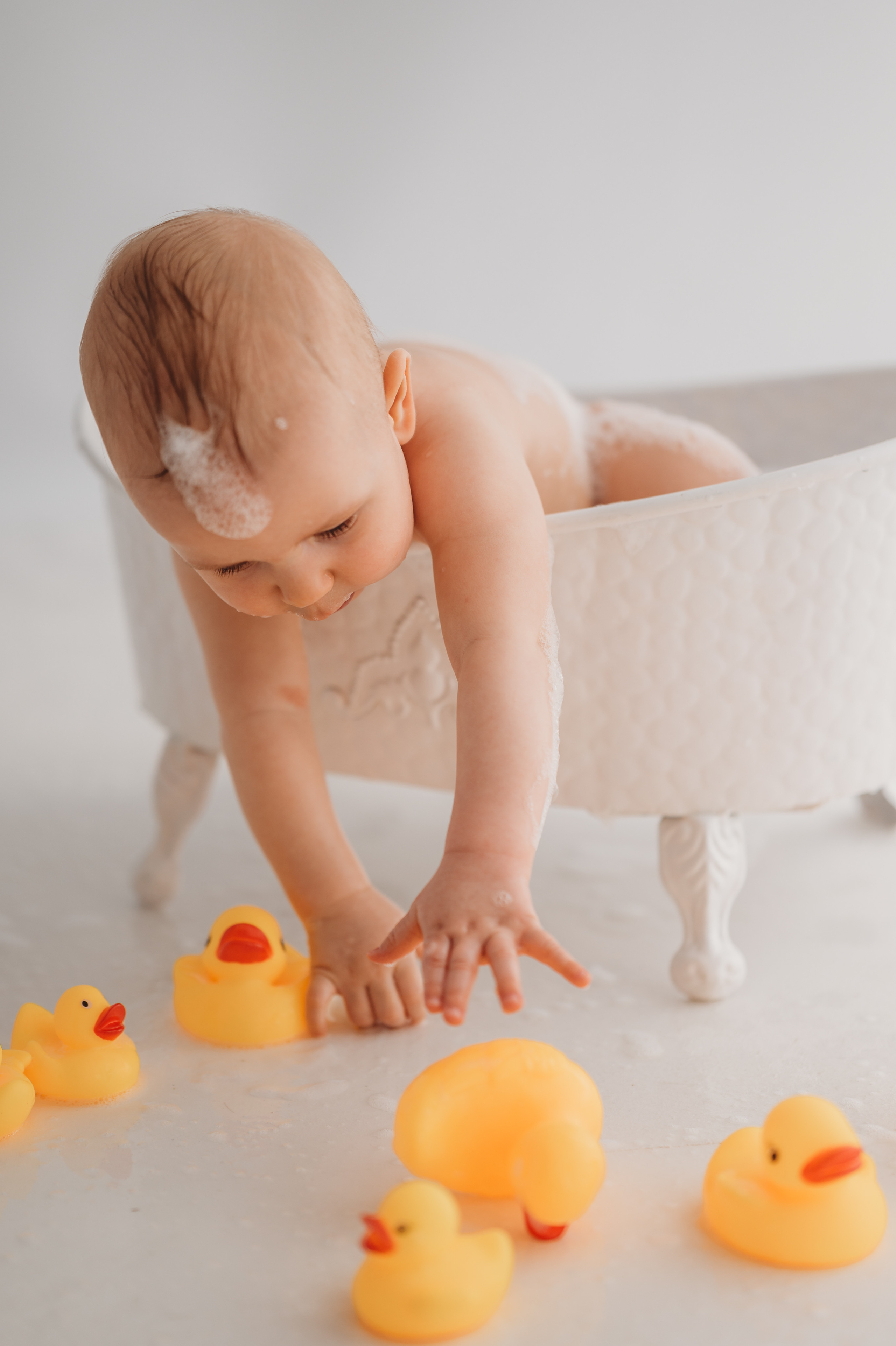 Тимоша и утята. Детский и семейный фотограф Ирина Гладких