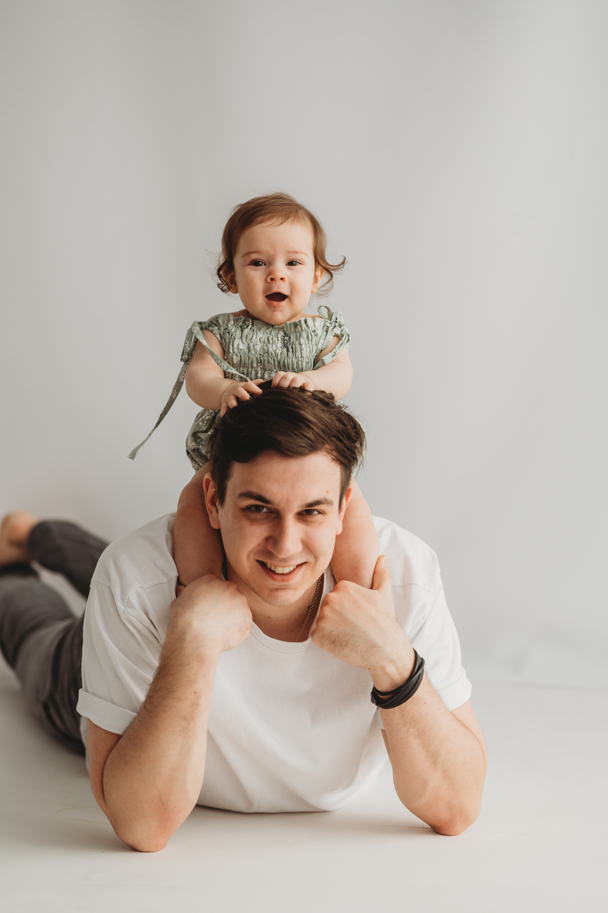 Оливия и утята. Детский и семейный фотограф Ирина Гладких