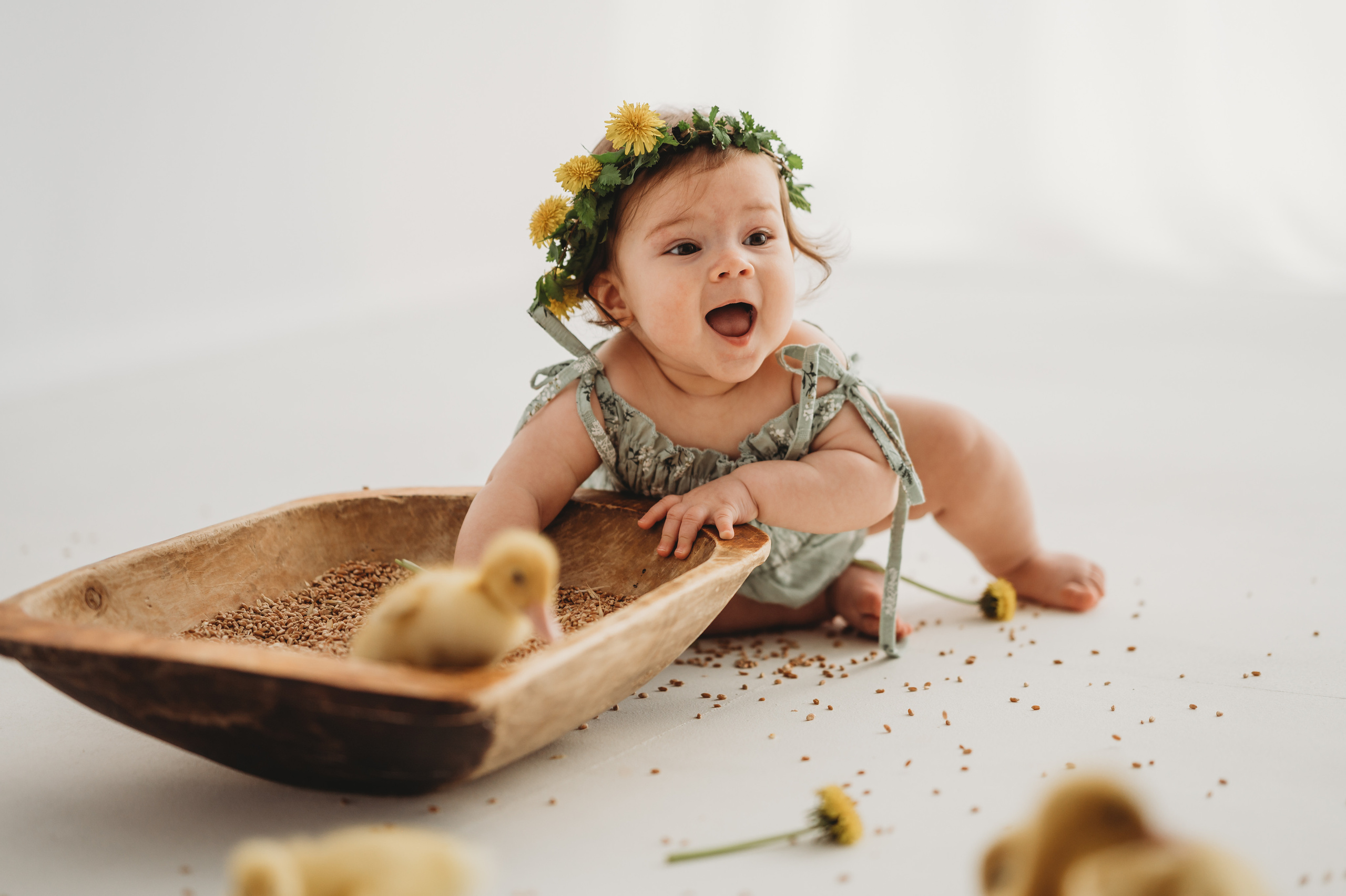 Оливия и утята. Детский и семейный фотограф Ирина Гладких