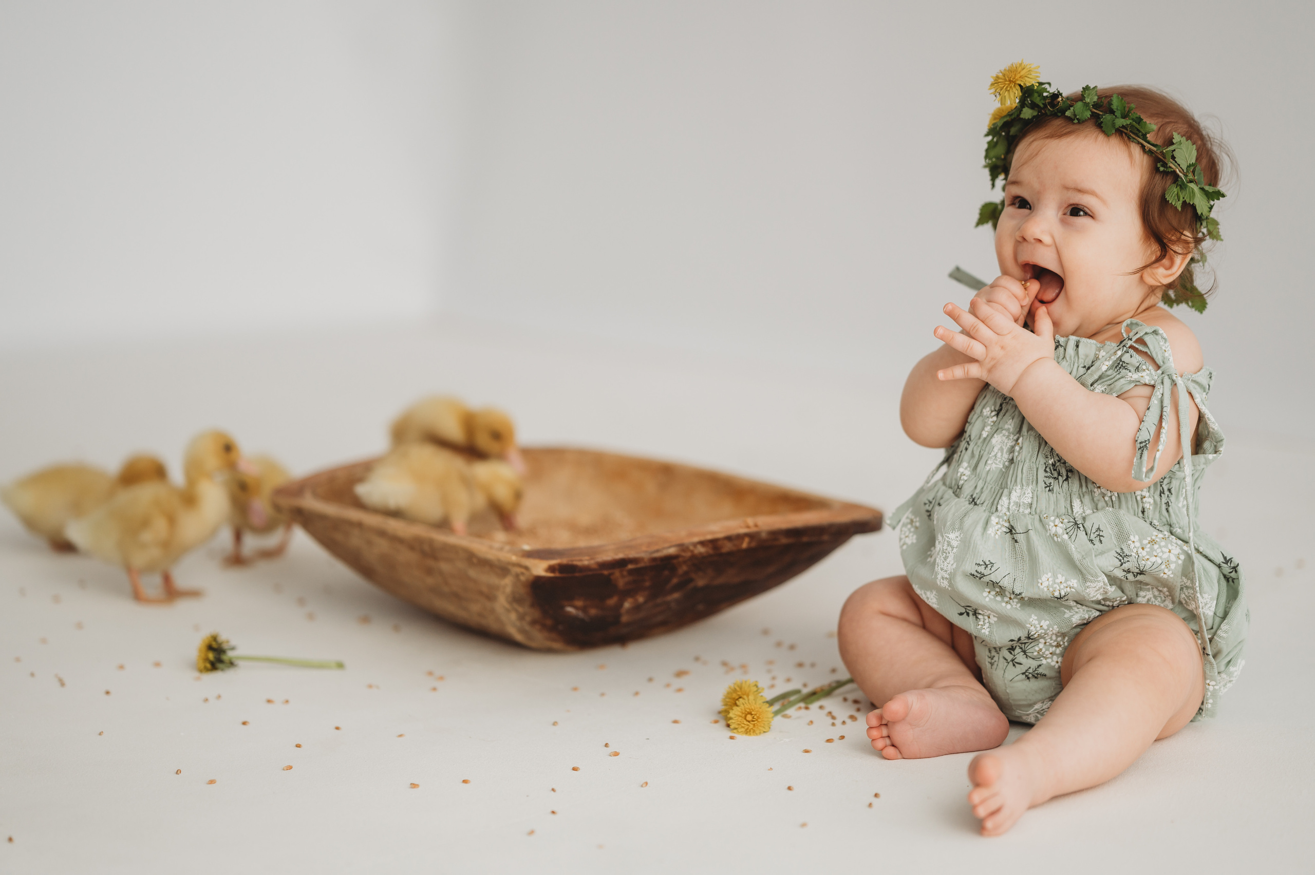 Оливия и утята. Детский и семейный фотограф Ирина Гладких