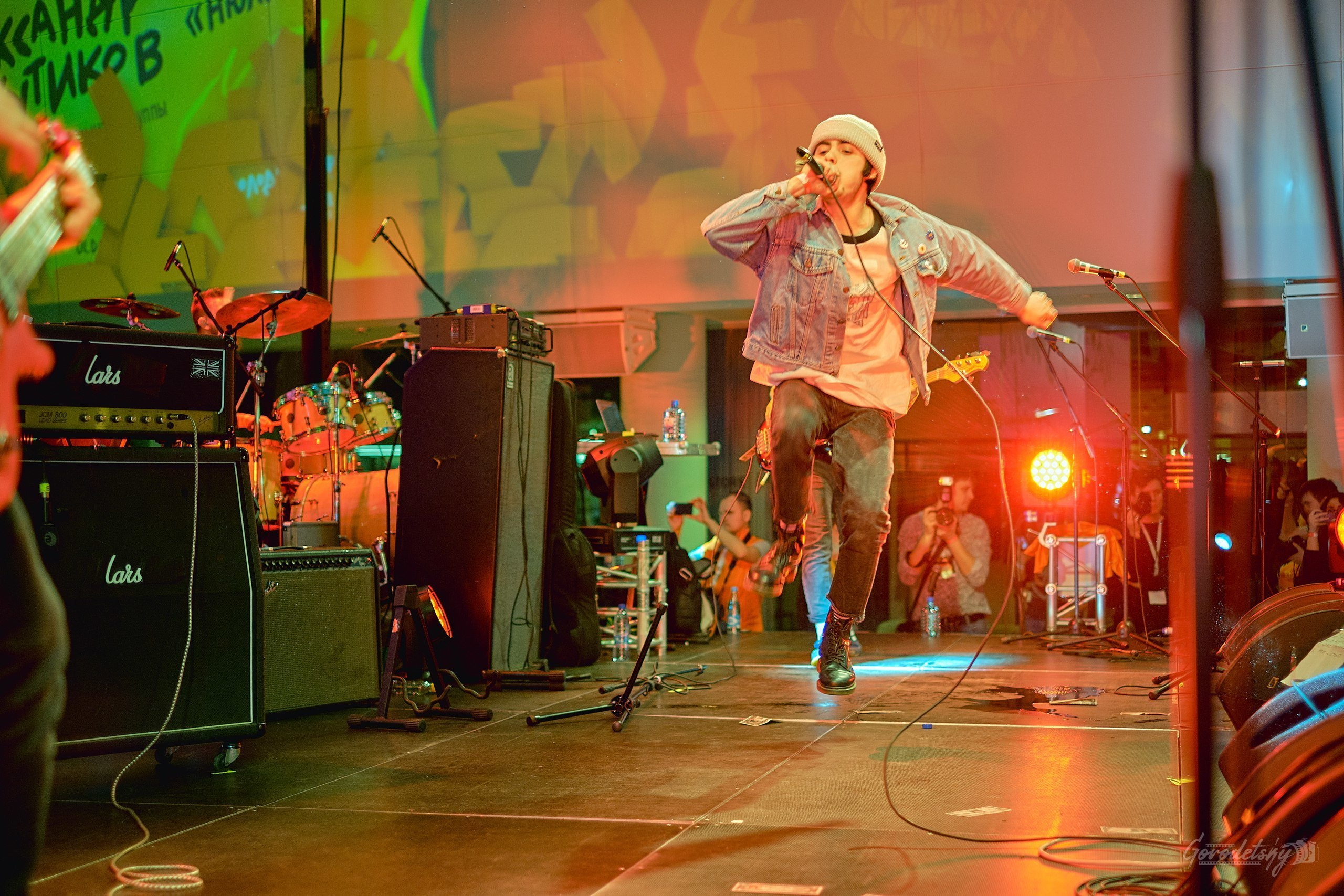 Пошлая Молли, фото с концерта. Фотограф в Екатеринбурге Юра Сахар. Профессиональный фотограф в Екатеринбурге Юра Сахар