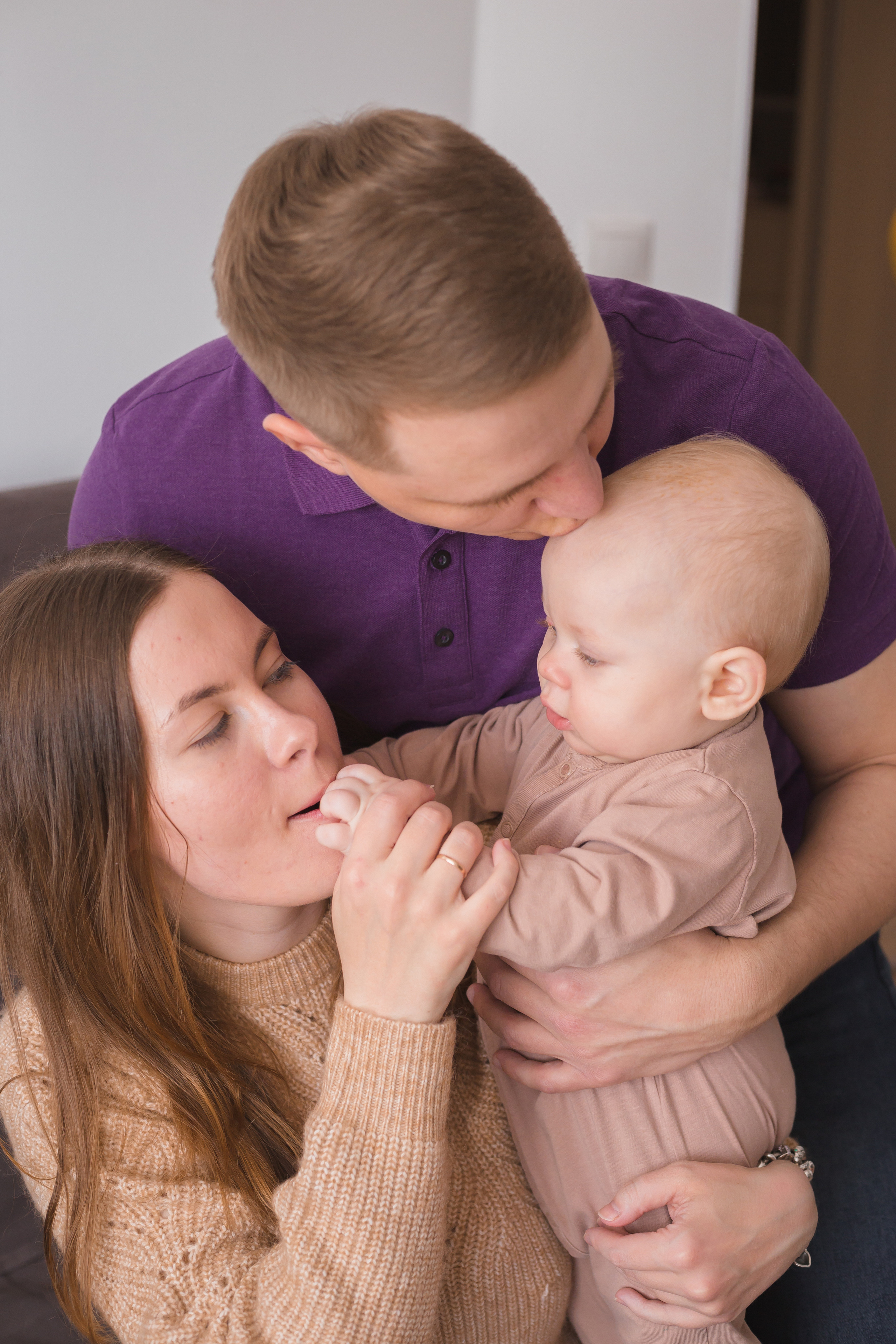 Life style домашняя фотосессия «в гостях у Ярослава». Фотограф Новорожденных и беременности г. Тюмень