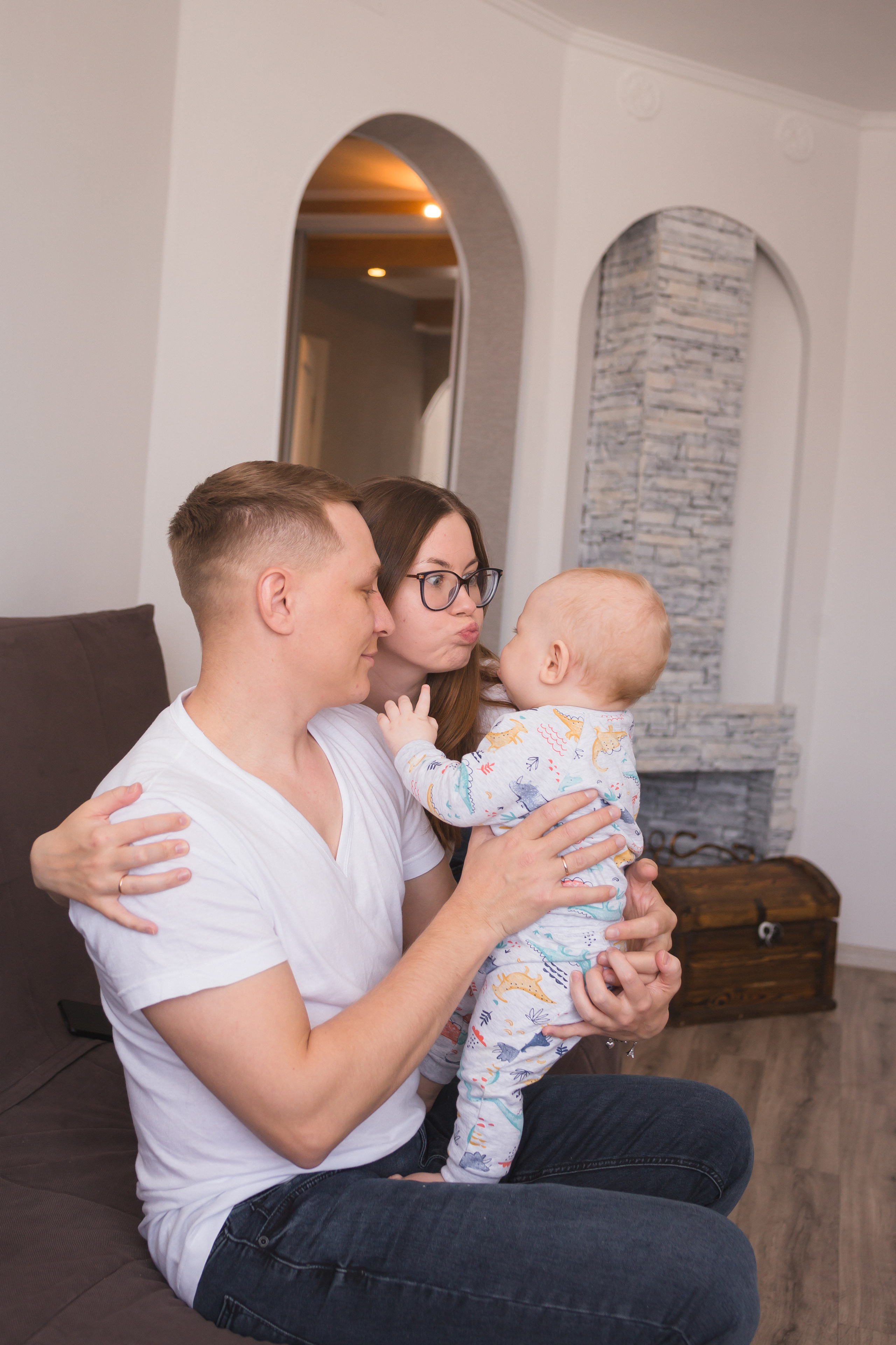 Life style домашняя фотосессия «в гостях у Ярослава». Фотограф Новорожденных и беременности г. Тюмень