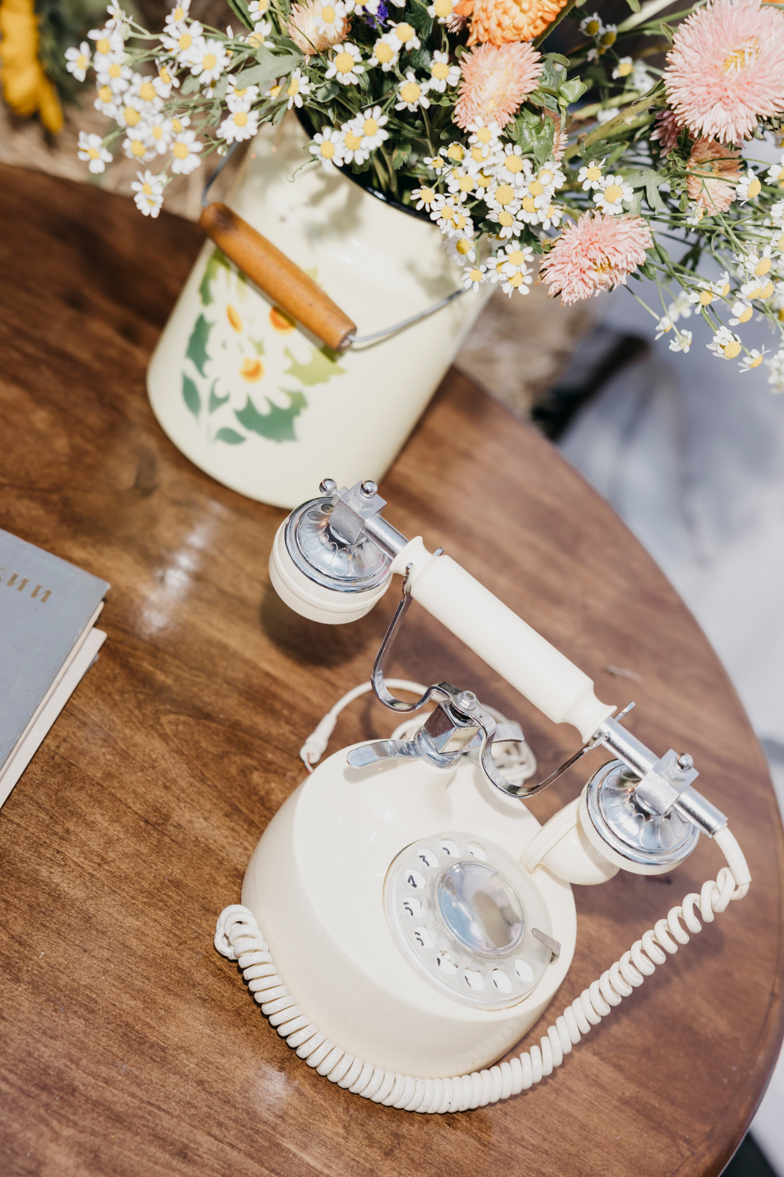 МОТ «Август навсегда»: Презентация Нового Альбома. «Птичка на проводе»: информационный портал в Москве