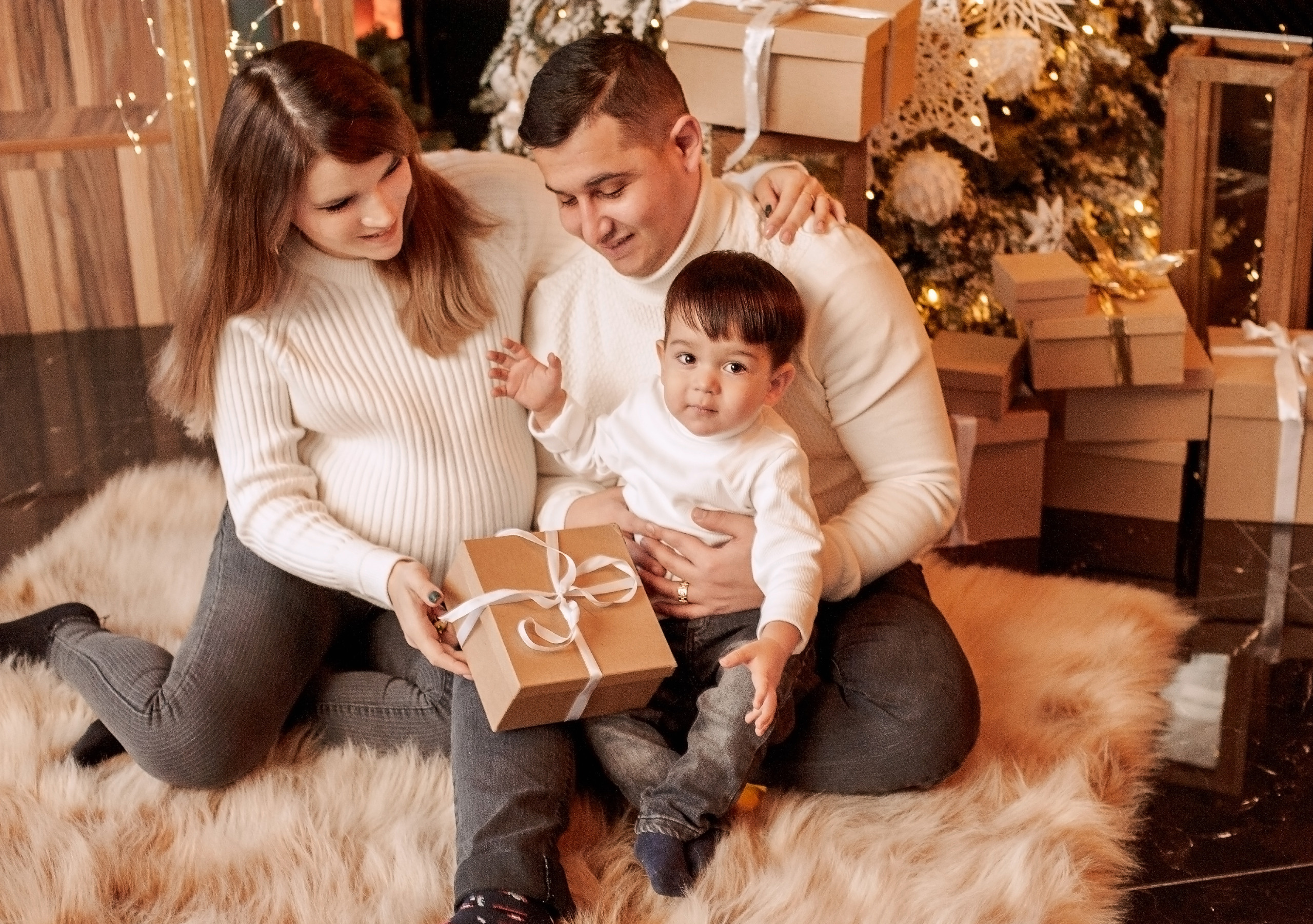 Новогодние фотопрогулки и студийные фотосессии. Семейный фотограф Ульяна Вишнякова