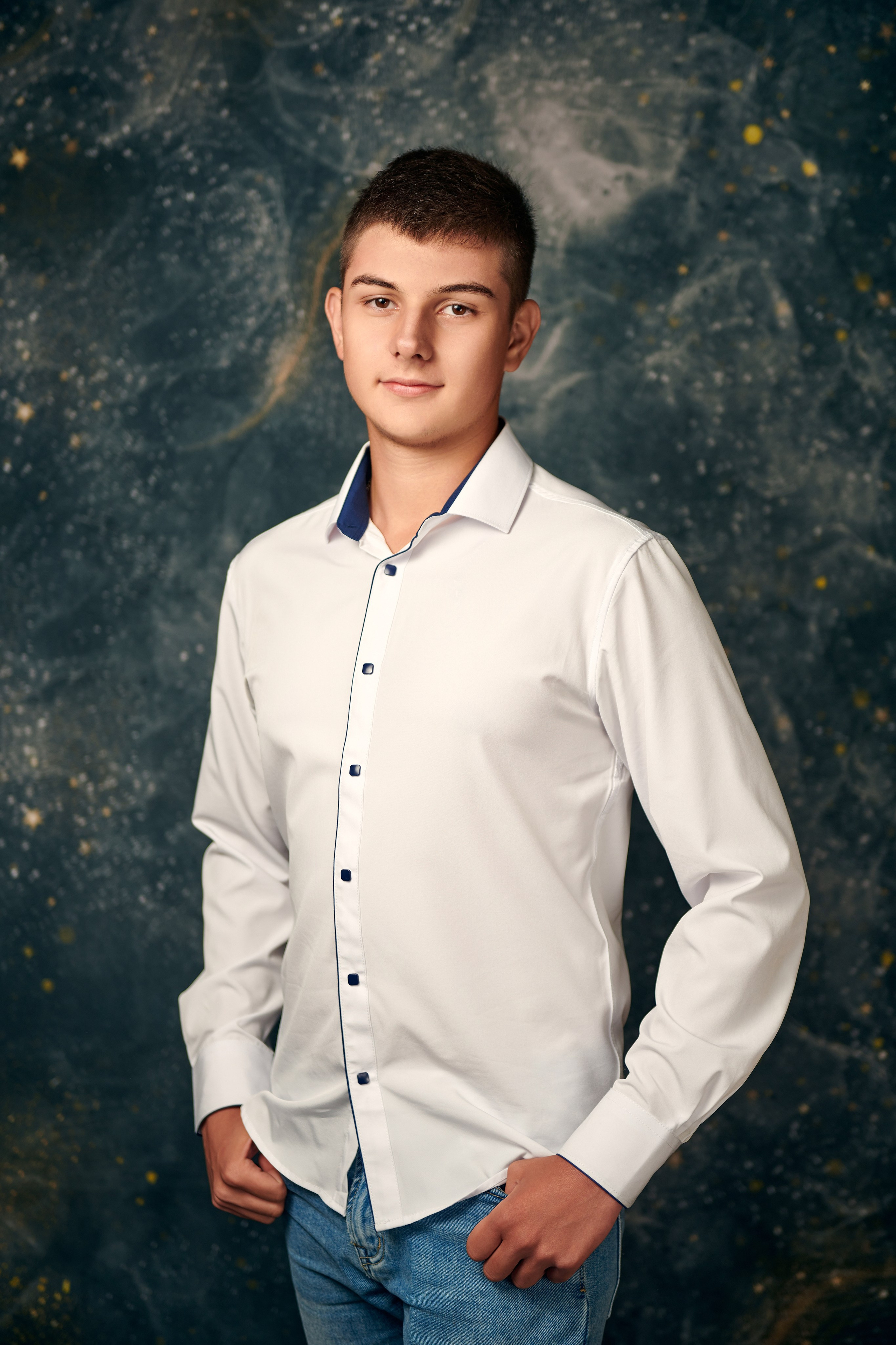 Как создается волшебство выпускных портретов. Школьный фотограф в Туле Владимир Греков. Выпускные альбомы