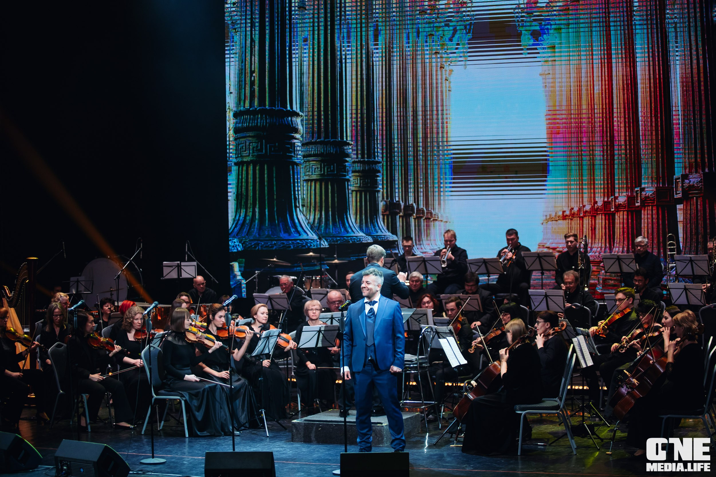 Концерт 8 марта в Янтарь холл. One Media Life: фоторепортажи, фотоотчеты с мероприятий и заведений
