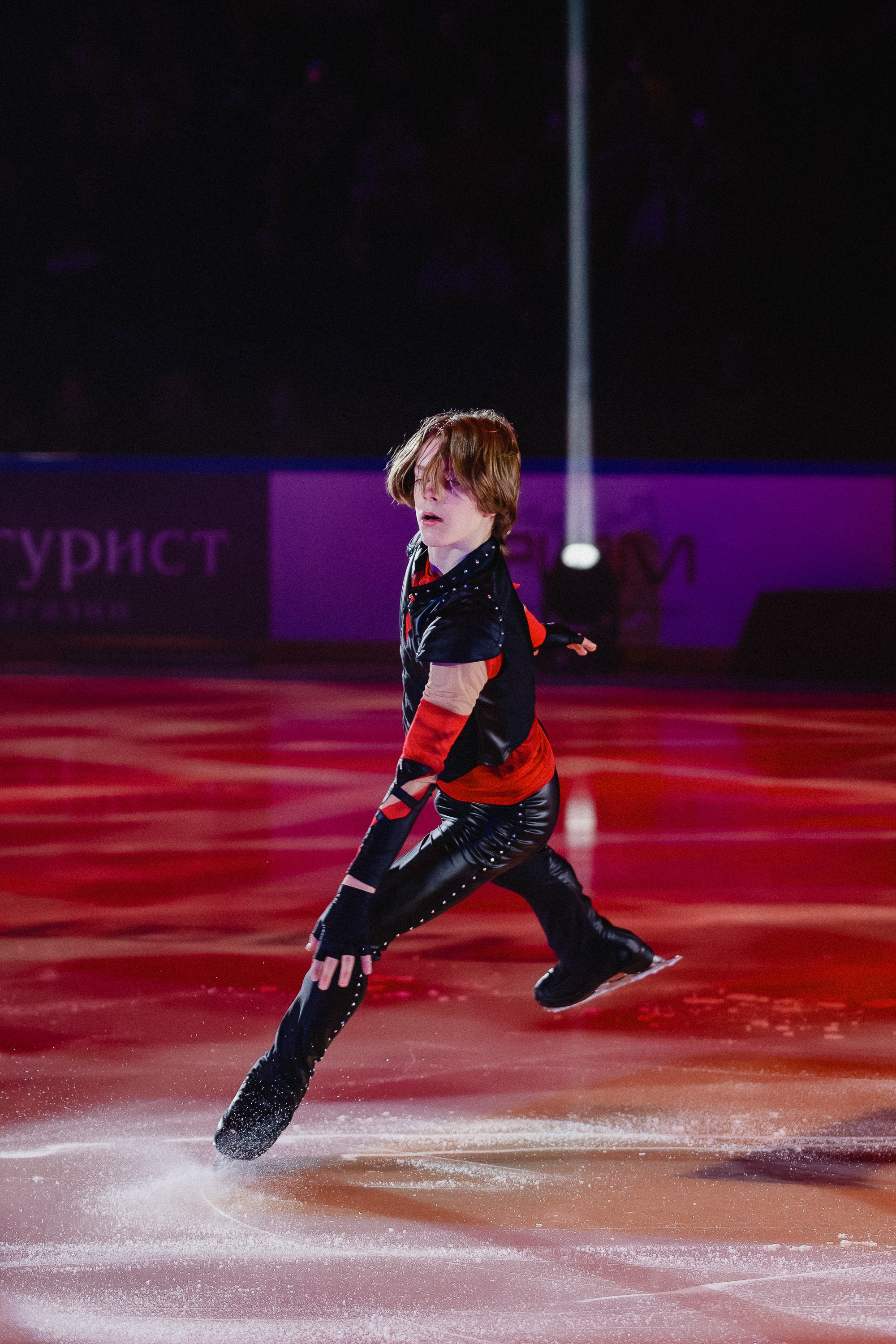 Шоу Этери Тутберидзе в Новосибирске. Воробьева Ксения — Спортивный и танцевальный фотограф Новосибирск