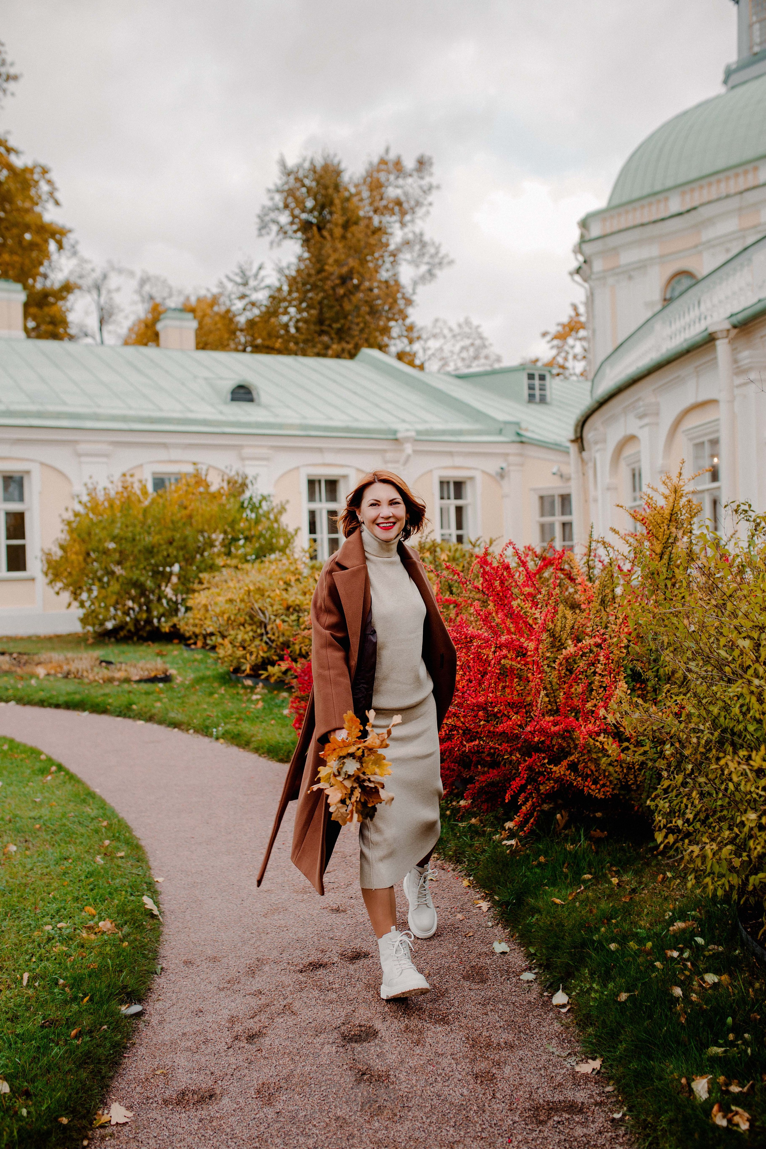 Прогулка в осеннем парке Ораниенбаум. Семейный и индивидуальный фотограф в Санкт-Петербурге Маргарита Щипкова