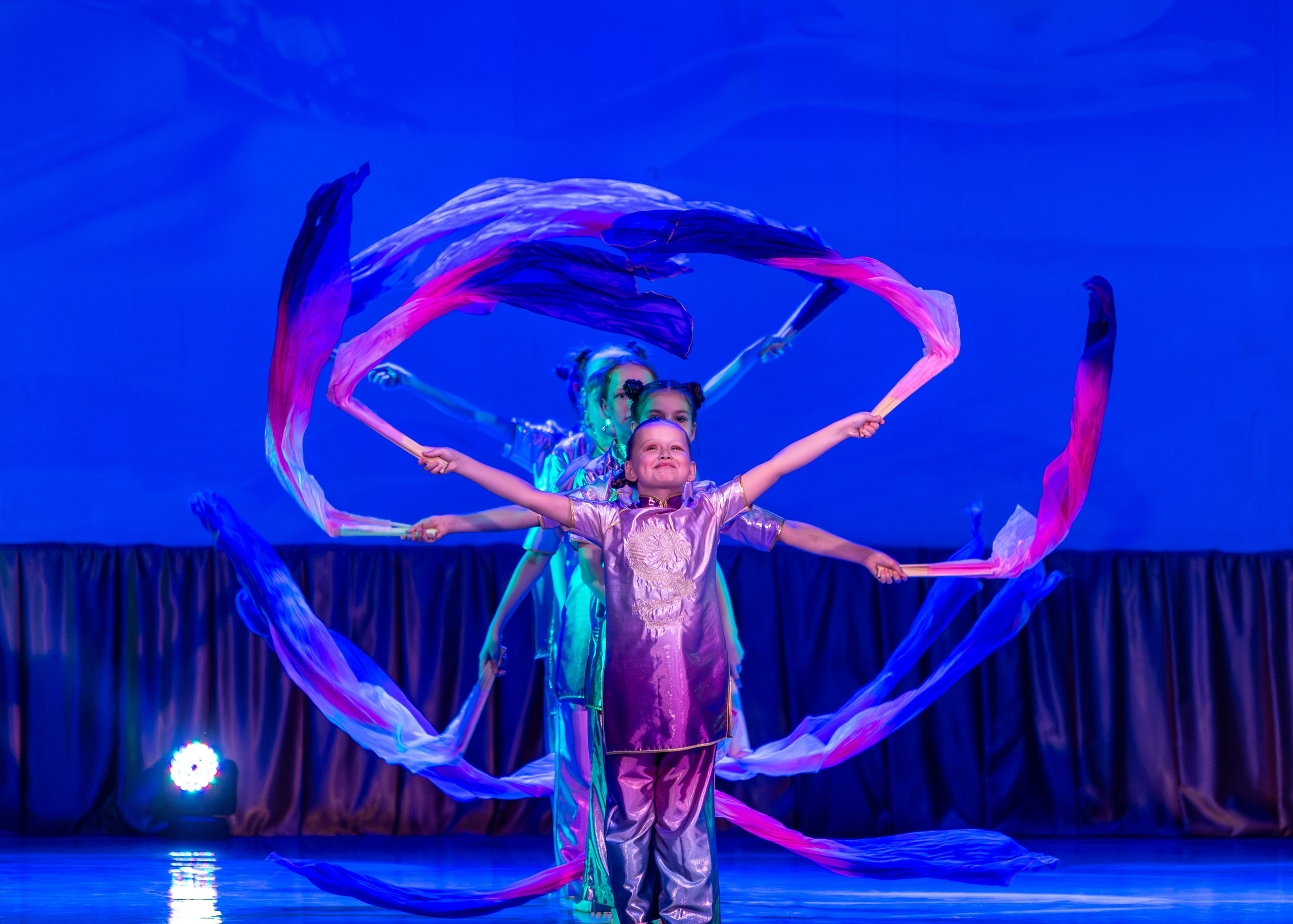 Студия «Lamis» отчетный концерт 2025. Выпускные альбомы и школьный фотограф в Подольске, Троицке, Щербинке, Москве и Московской области