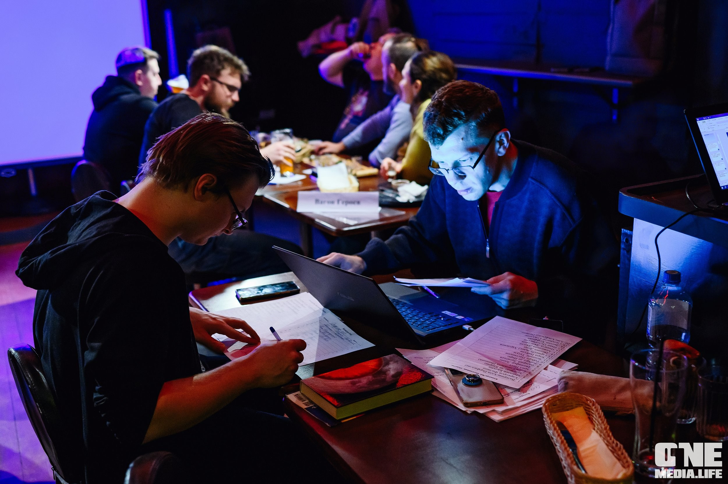 Фоторепортаж из бара Дредноут. One Media Life: фоторепортажи, фотоотчеты с мероприятий и заведений