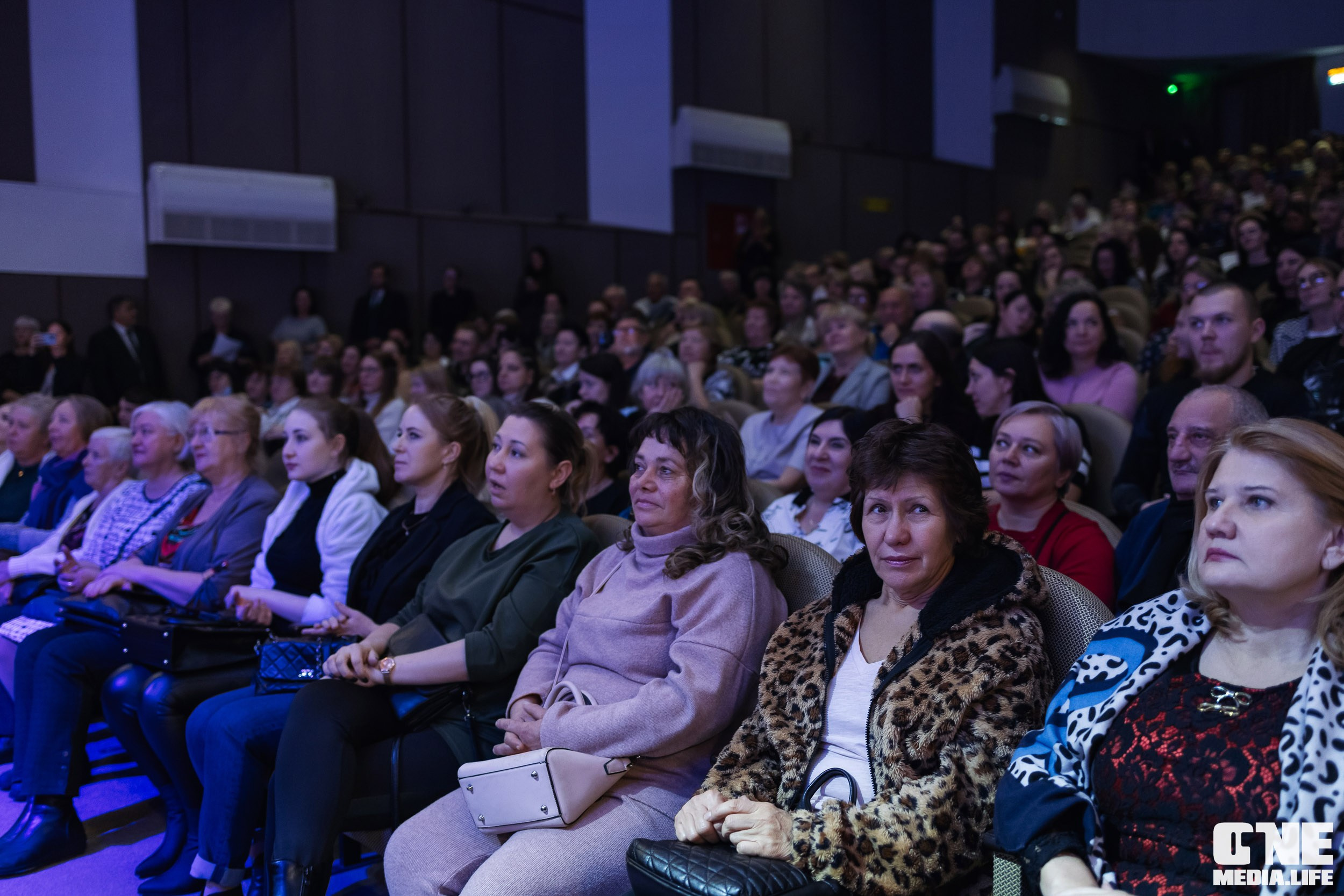 Фоторепортаж из Дома искусств. One Media Life: фоторепортажи, фотоотчеты с мероприятий и заведений