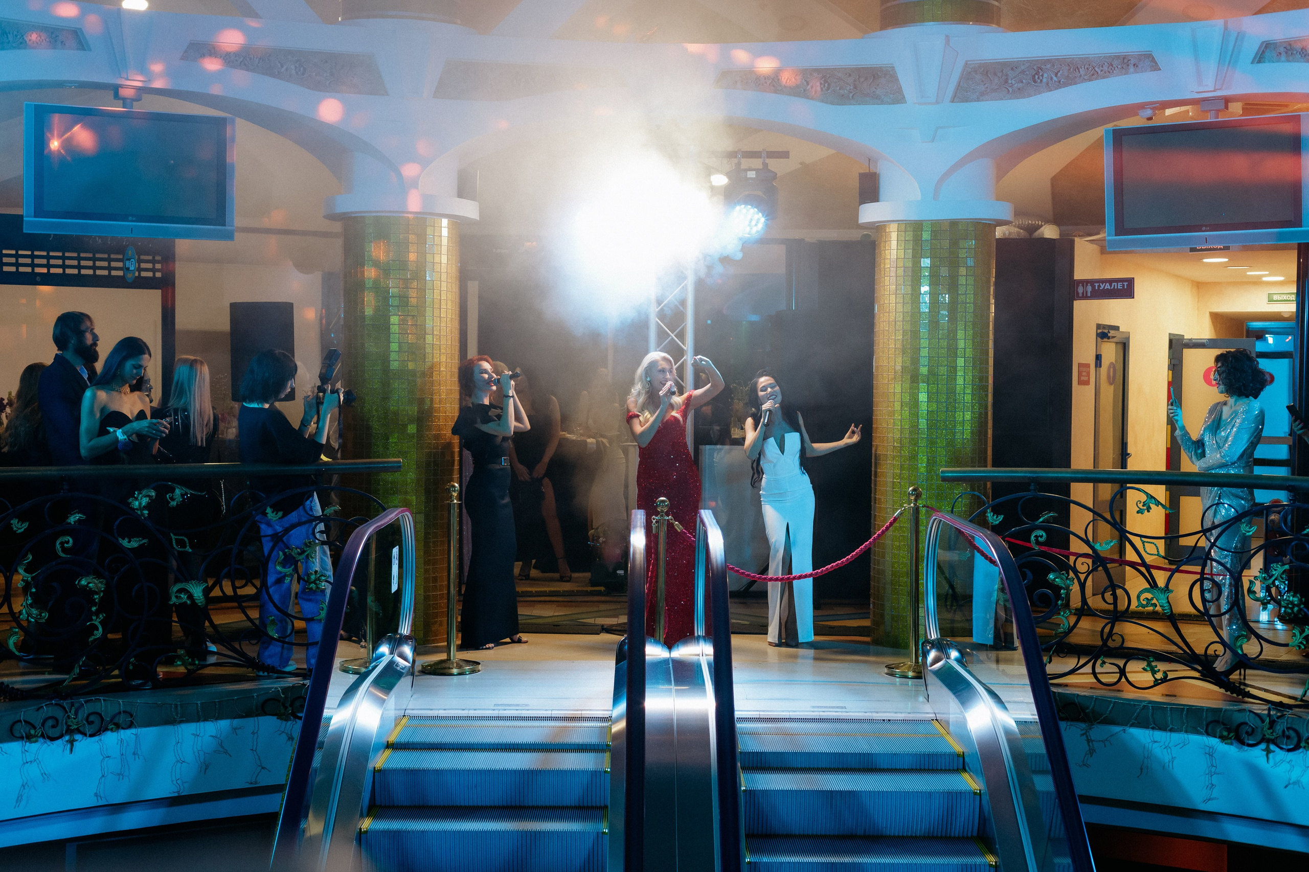 20 лет студии красоты Юлии Харченко. СВОИ. ФОТООТЧЕТЫ-СОБЫТИЯ-МЕСТА