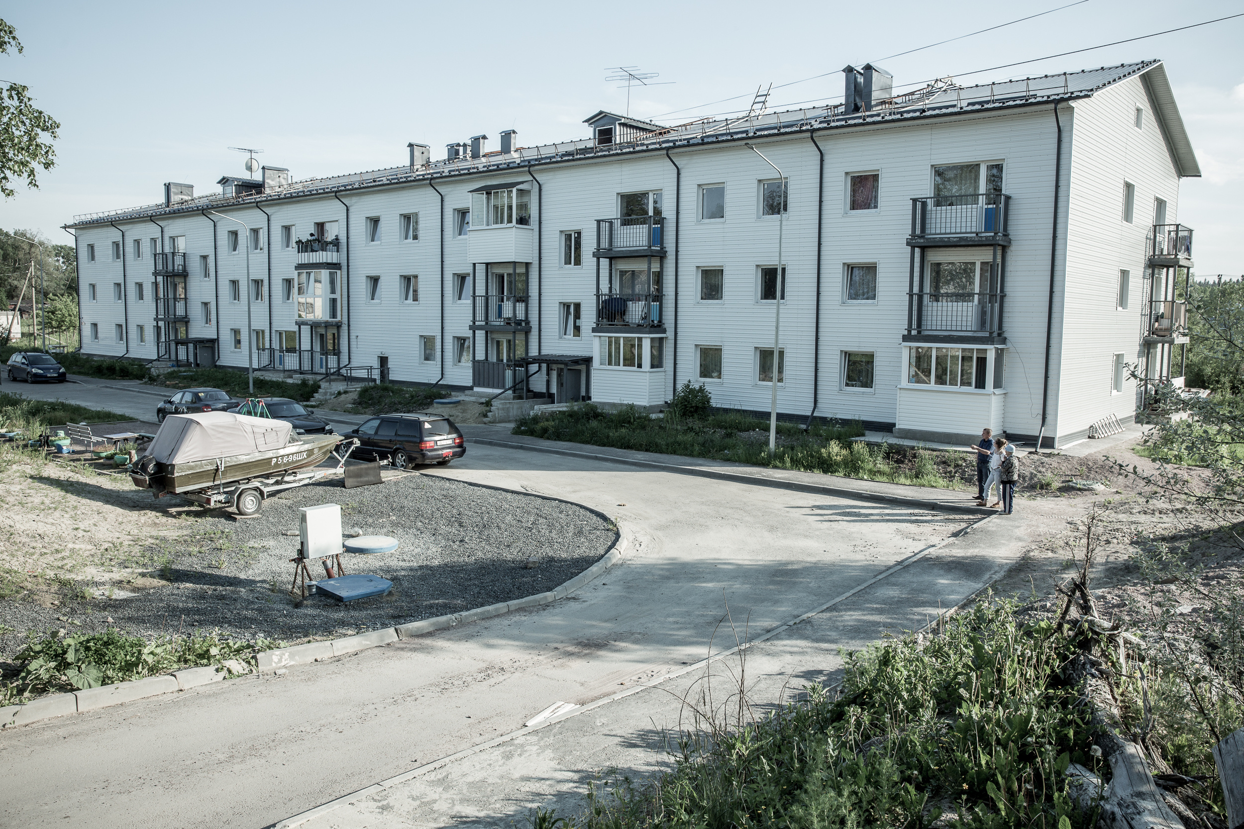 The new house, that the authorities are forcing Nina to move into. Recently, the technical Сommission recorded serious violations of the sewer and heating system during construction. Neither the developer nor the city administration undertakes to eliminate them.