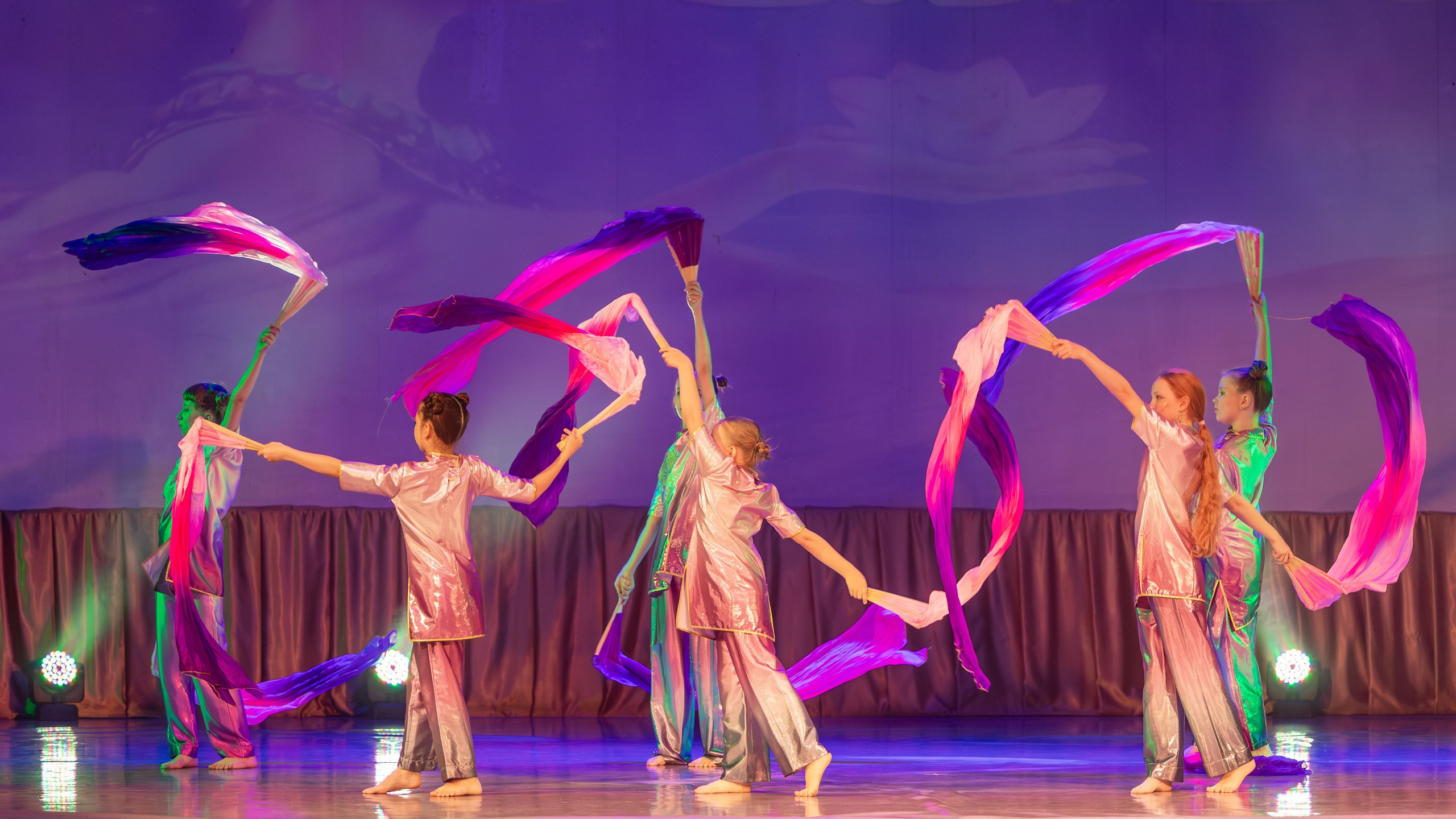 Студия «Lamis» отчетный концерт 2025. Выпускные альбомы и школьный фотограф в Подольске, Троицке, Щербинке, Москве и Московской области