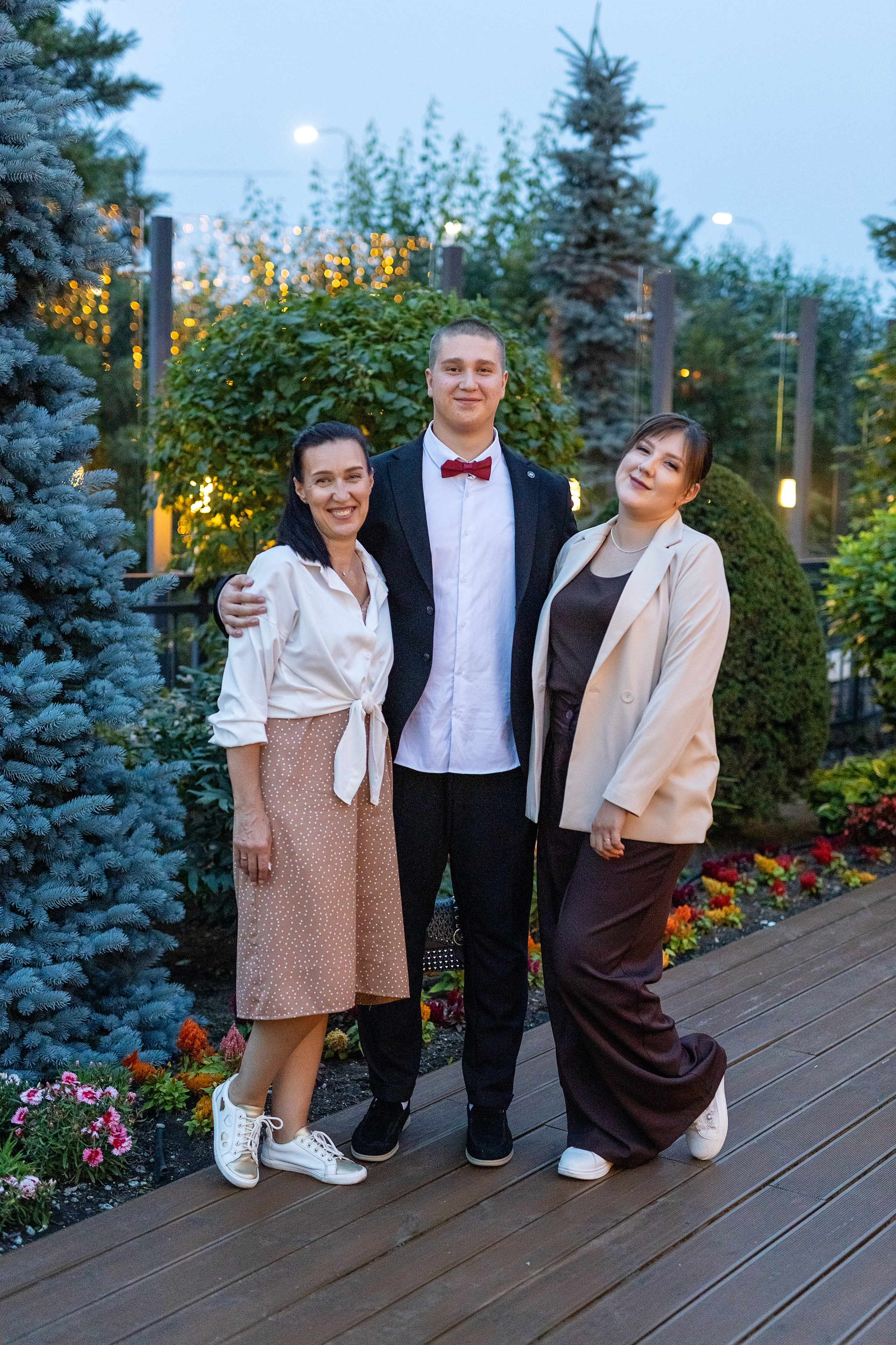 Выпускной. Школа 22, 11 класс. Стильный выпускной альбом Владивосток фотограф Вероника Мигачева