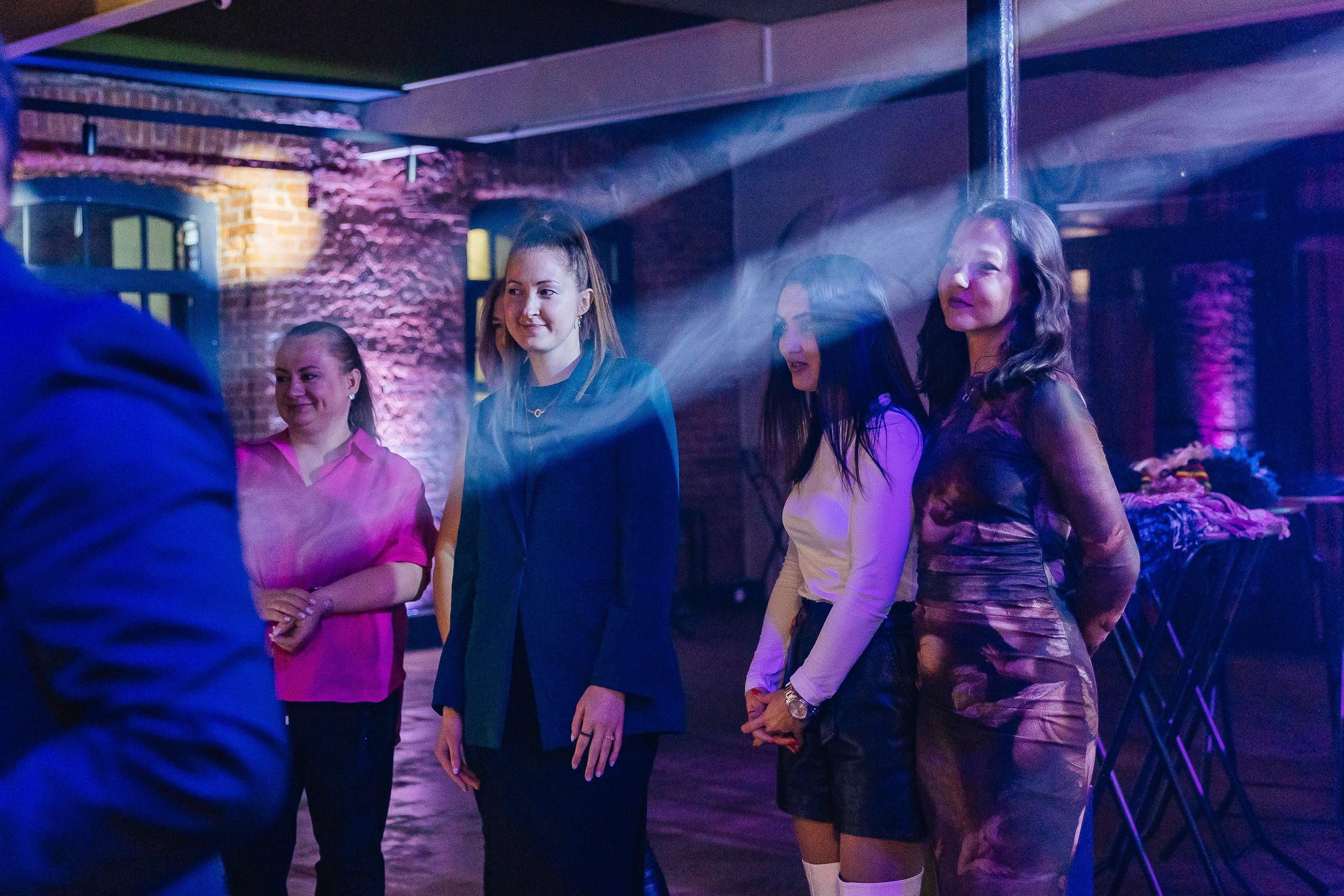 Конкурс караоке в RizzW. Фотограф Москва, Балашиха, МО. Свадьбы, репортажи, контент, портреты