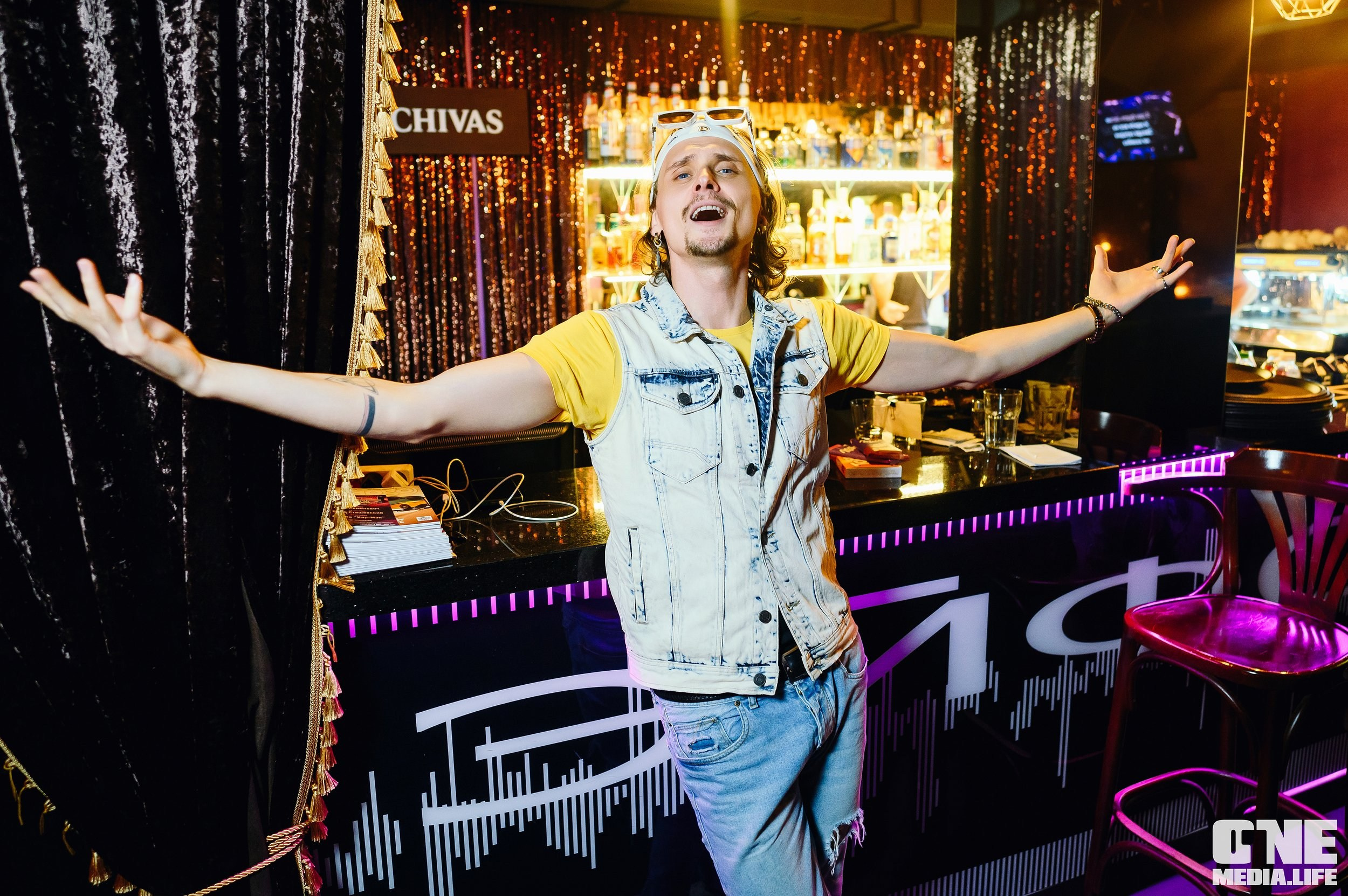 Фоторепортаж из караоке-клубе Эйфория. One Media Life: фоторепортажи, фотоотчеты с мероприятий и заведений