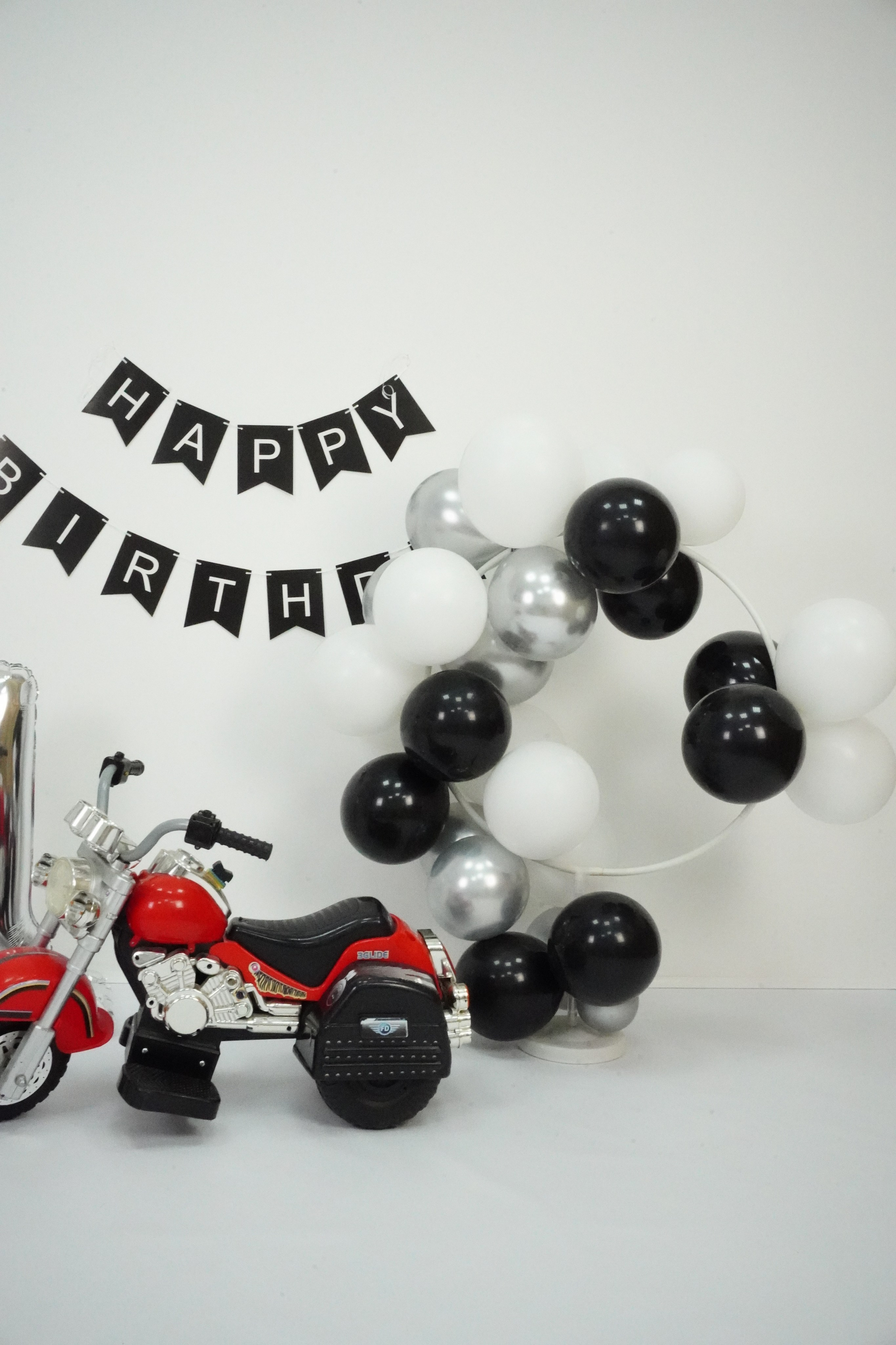 Наши Новые Фотозоны. Детская Фотостудия ГОДОВАСИКИ в Санкт-Петербурге фотосесия на годик