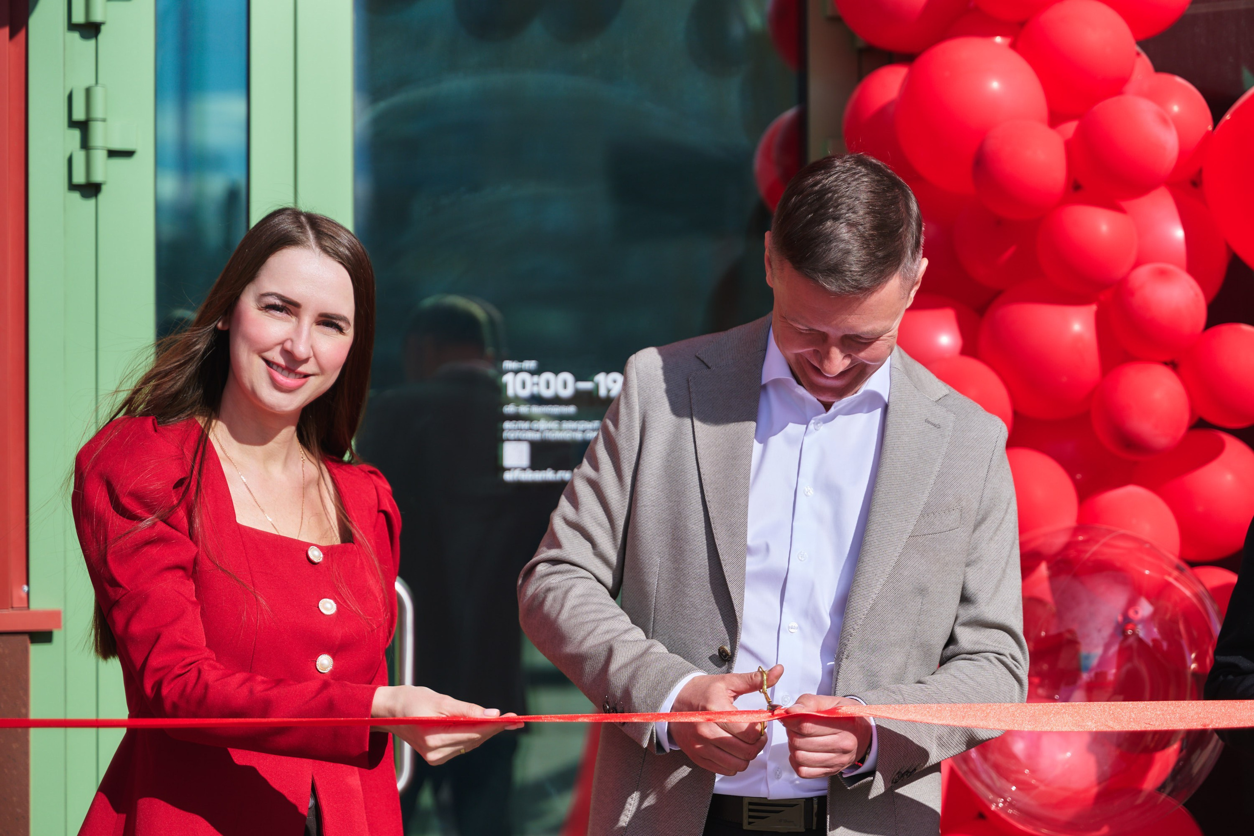 Альфа банк г. Иваново — открытие второго отделения. Фотограф в Иваново: Каталожная съемка одежды и постельного белья, Wildberries