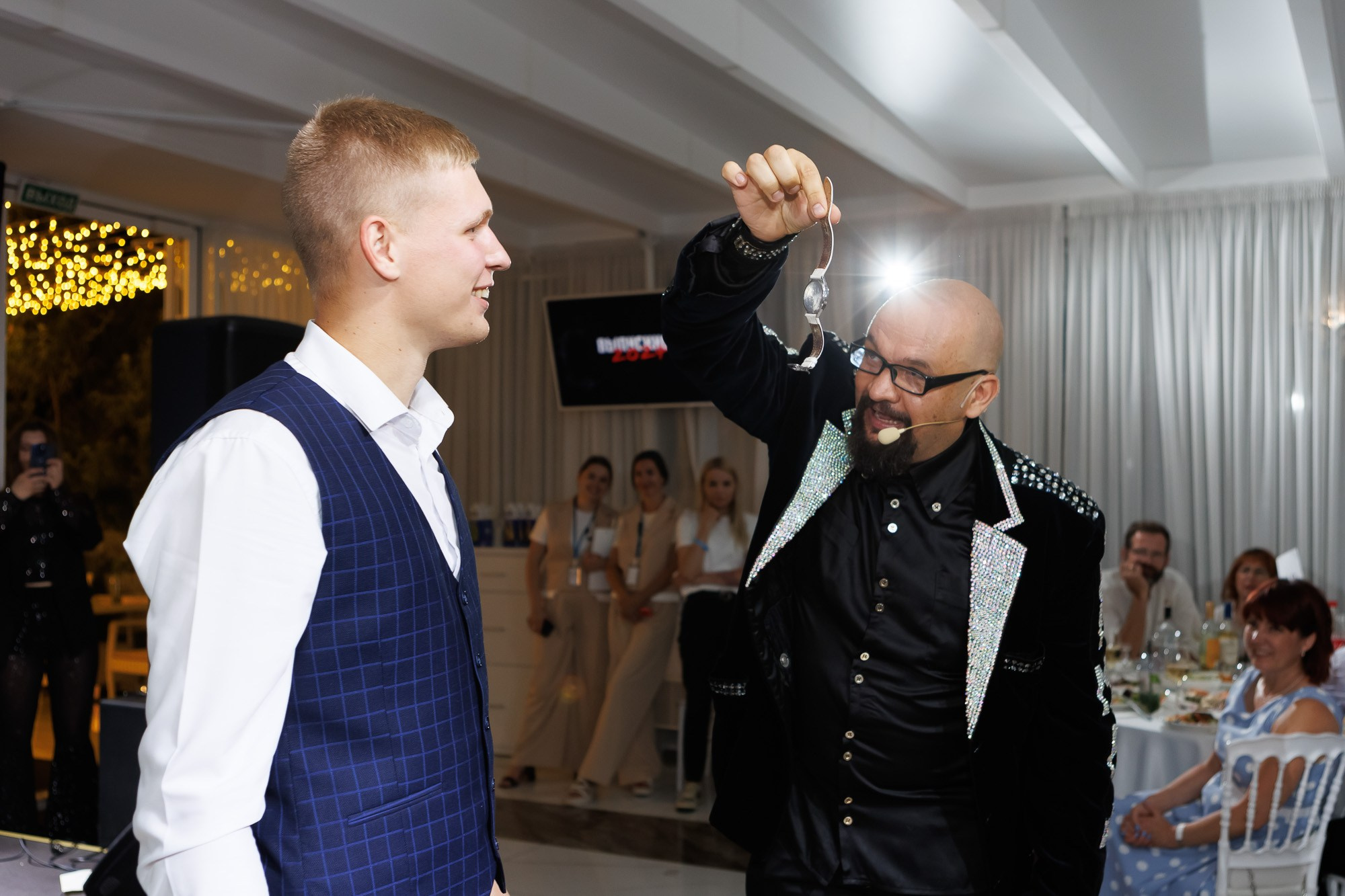 Выпускной вечер в Севастопольской гимназии № 1 имени А. С. Пушкина. Свадебный фотограф, фотосъемка в Крыму, Севастополе, Симферополе, Ялте