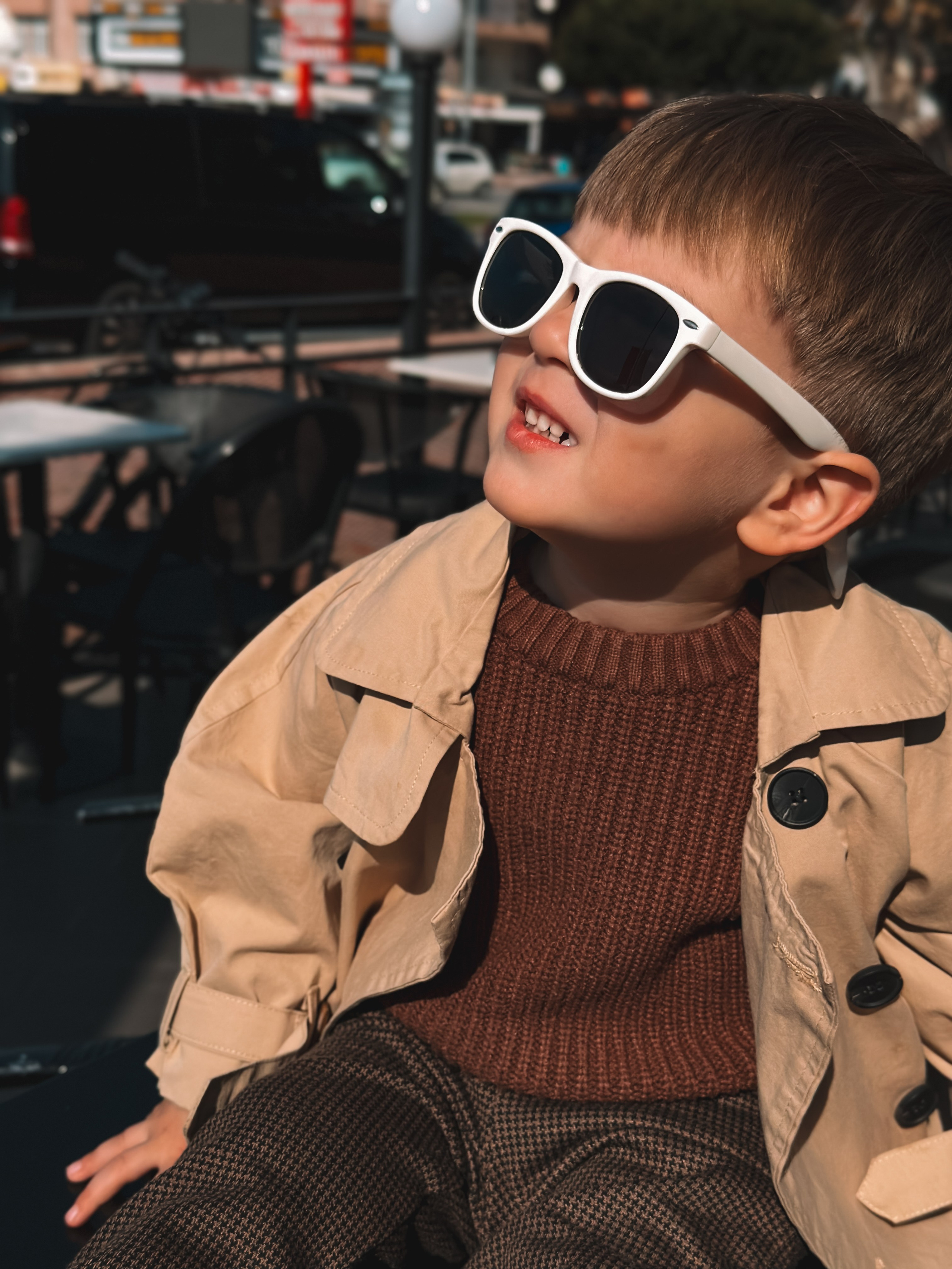 Модель для предметной съемки мальчик Радэль Казань| Sale Easy