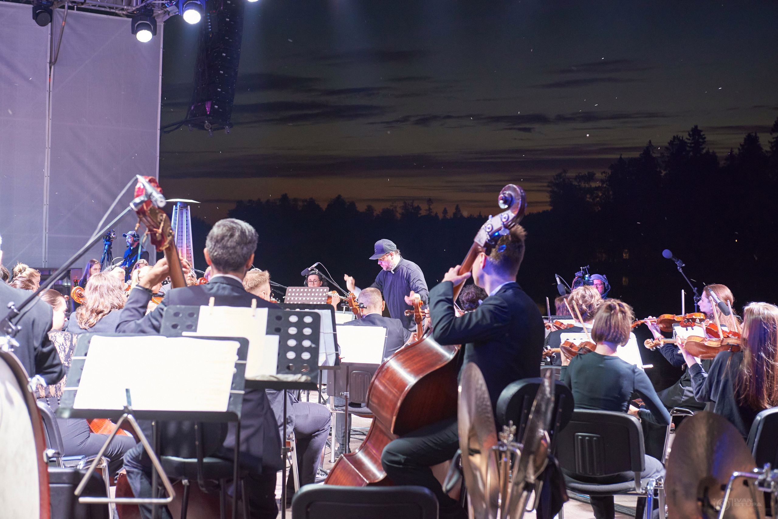 Ночь Музыки в Гатчине 2025. Иван Ступа, репортажный фотограф в Санкт-Петербурге и Ленинградской области