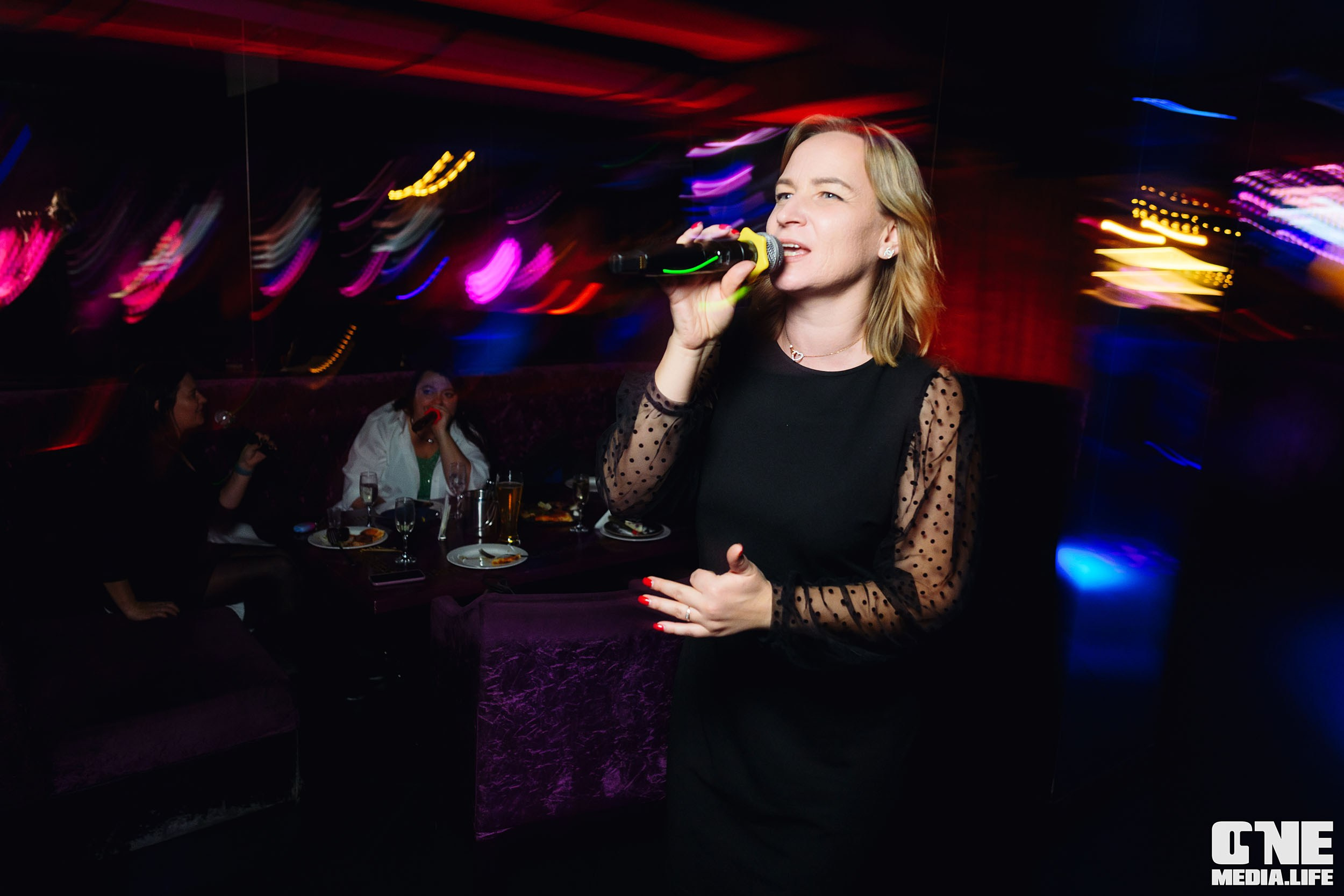 Фоторепортаж из караоке-клуба Эйфория. One Media Life: фоторепортажи, фотоотчеты с мероприятий и заведений