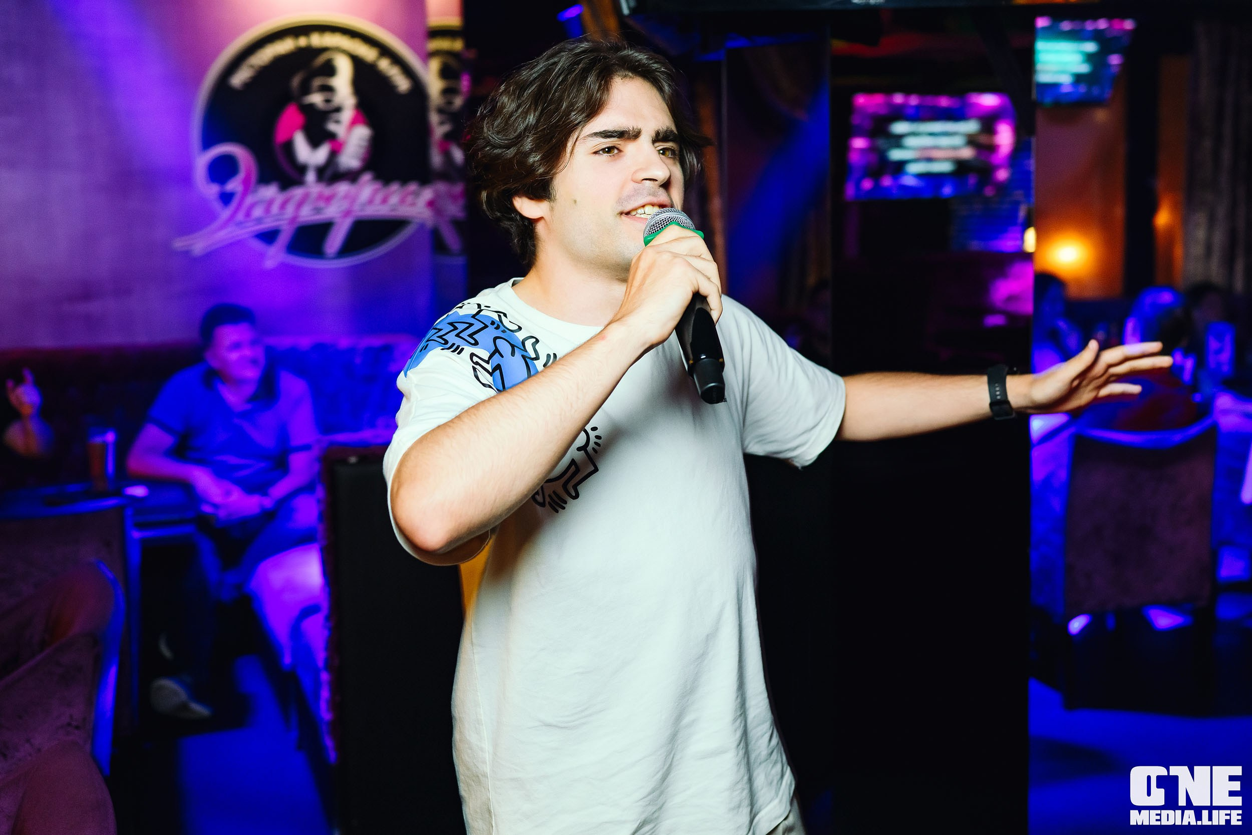 Фоторепортаж из караоке-клуба Эйфория. One Media Life: фоторепортажи, фотоотчеты с мероприятий и заведений