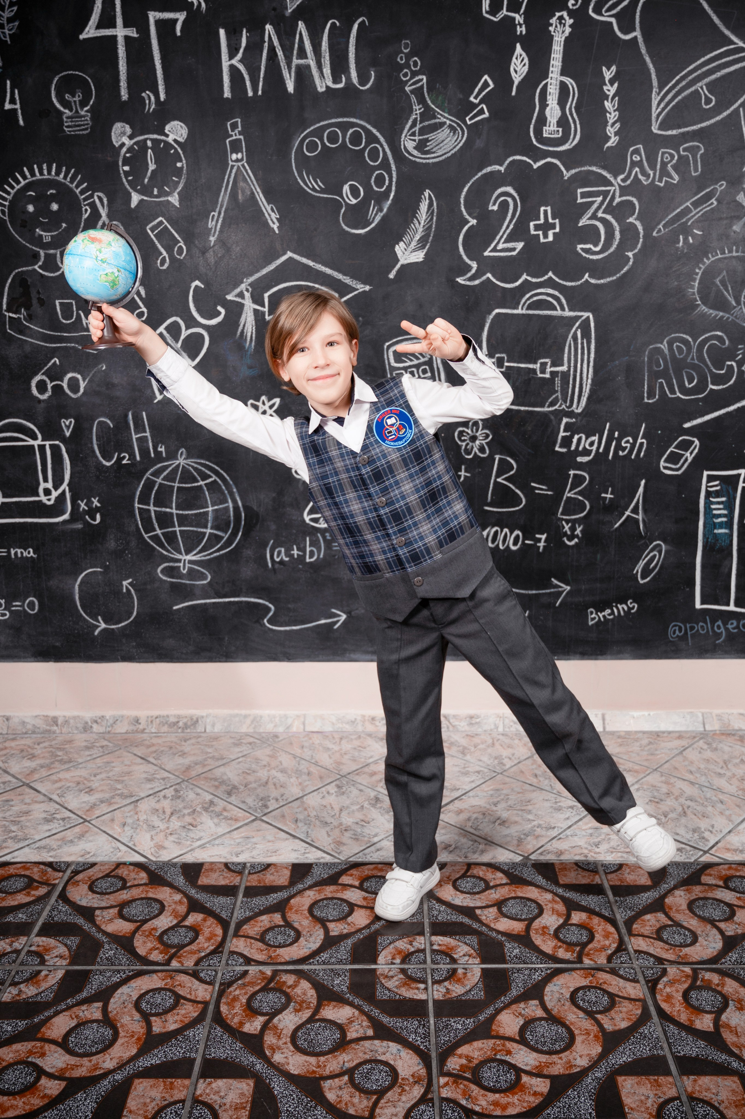 Школьные фото младших классов Нижневартовск | Портфолио фотографа. AR-t студия «Альбом+», г. Нижневартовск