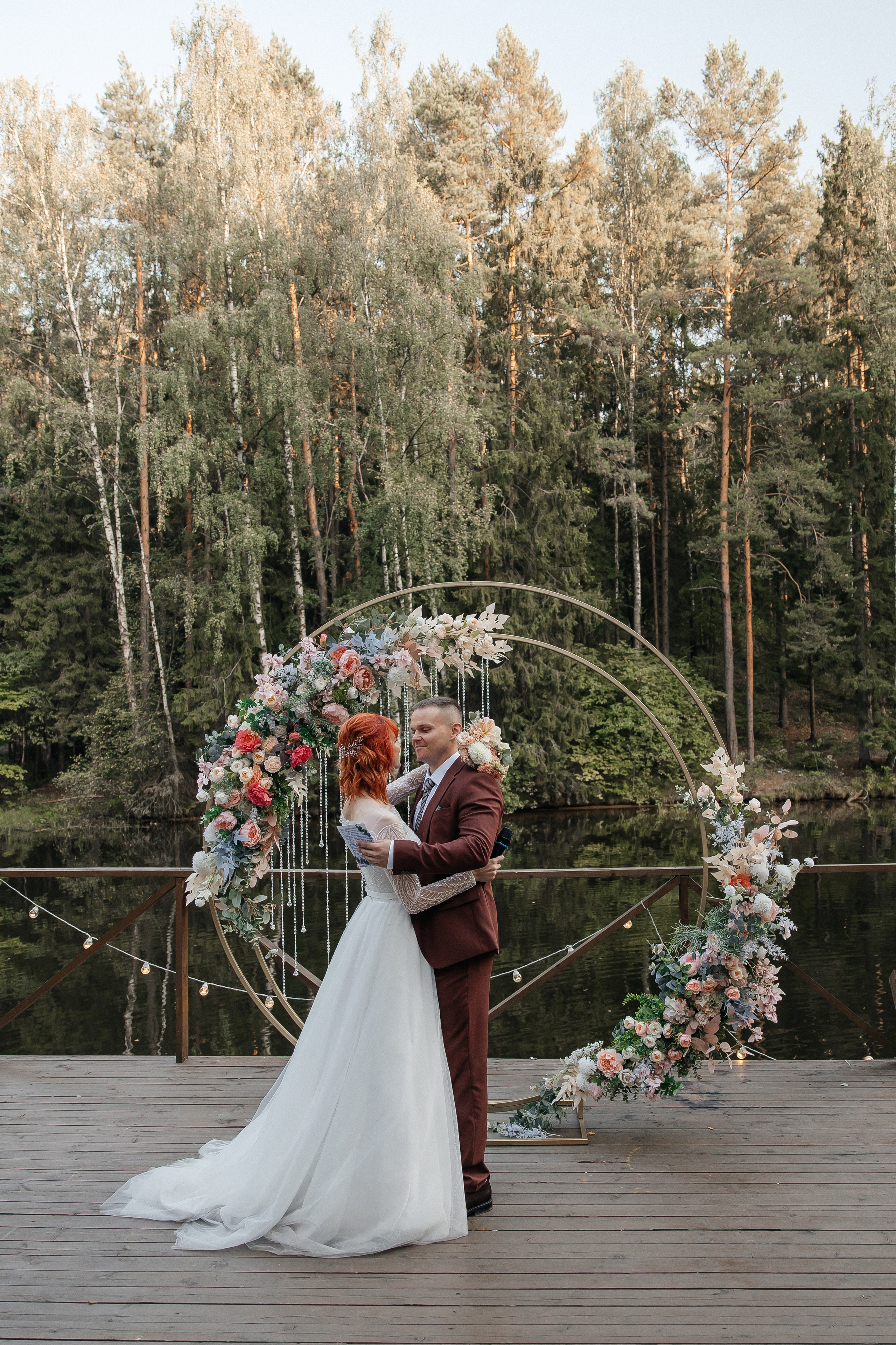 Выездная регистрация брака в «Горки Холидей». Свадебный фотограф в Москве Дарья Олендарёва