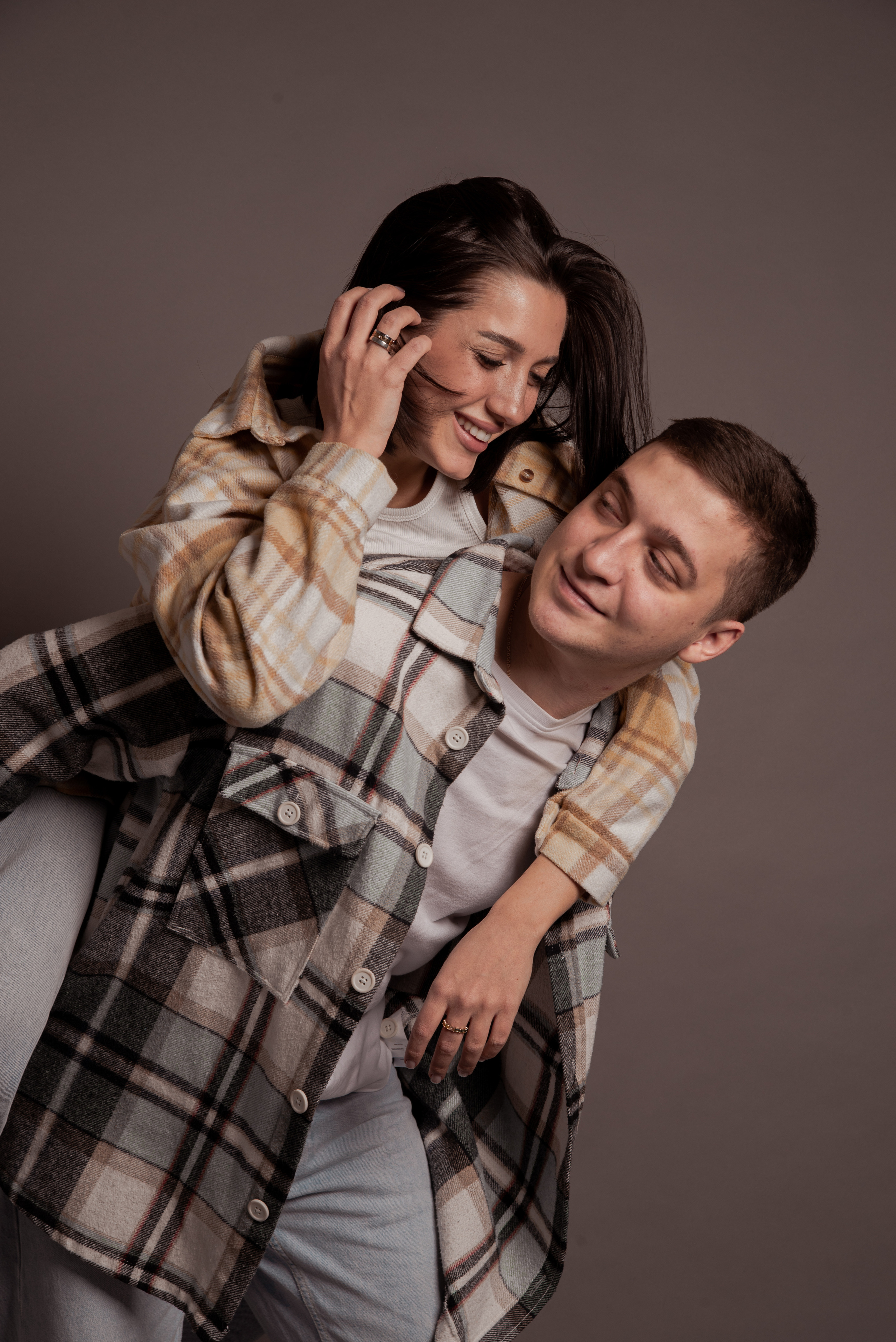 Фотостудия Studio N1 в Норильске Фотокниги Выпускные альбомы