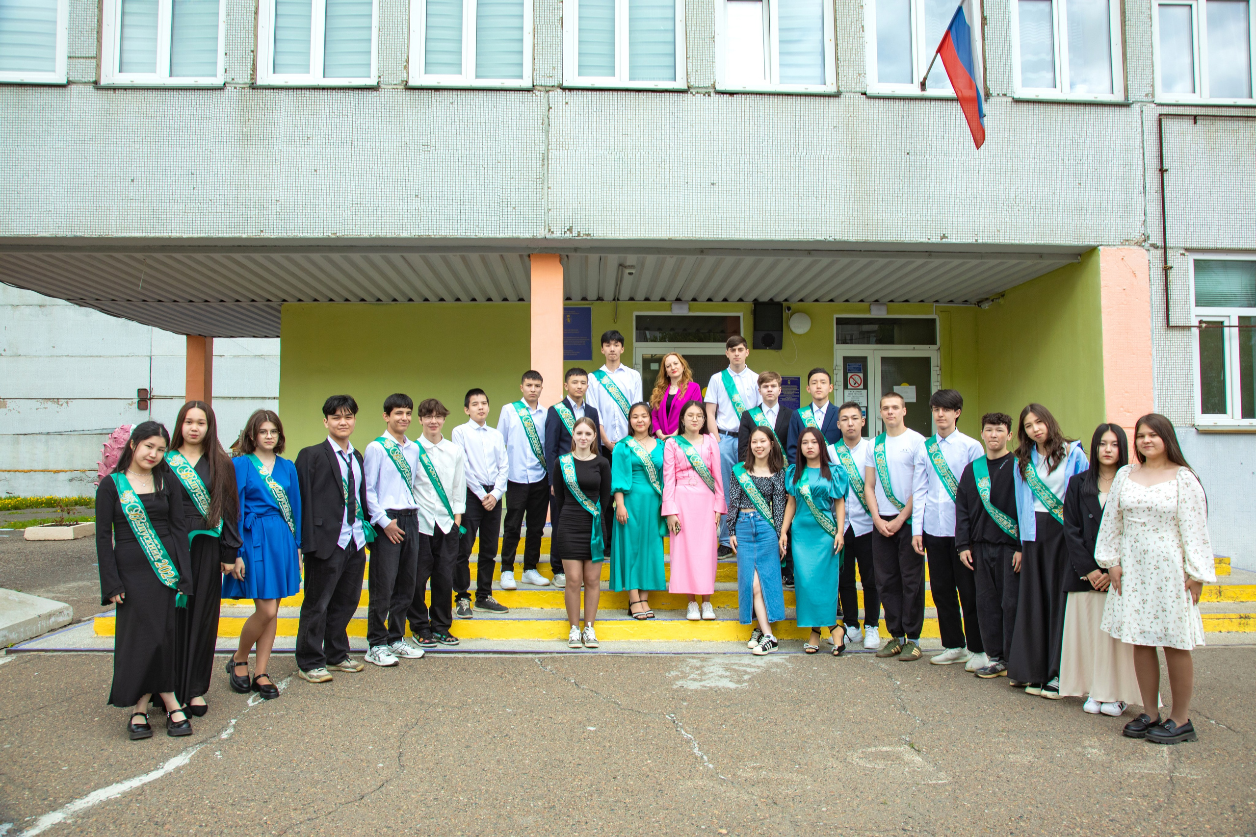 Выпускные альбомы в Красноярске. Студия Колибри