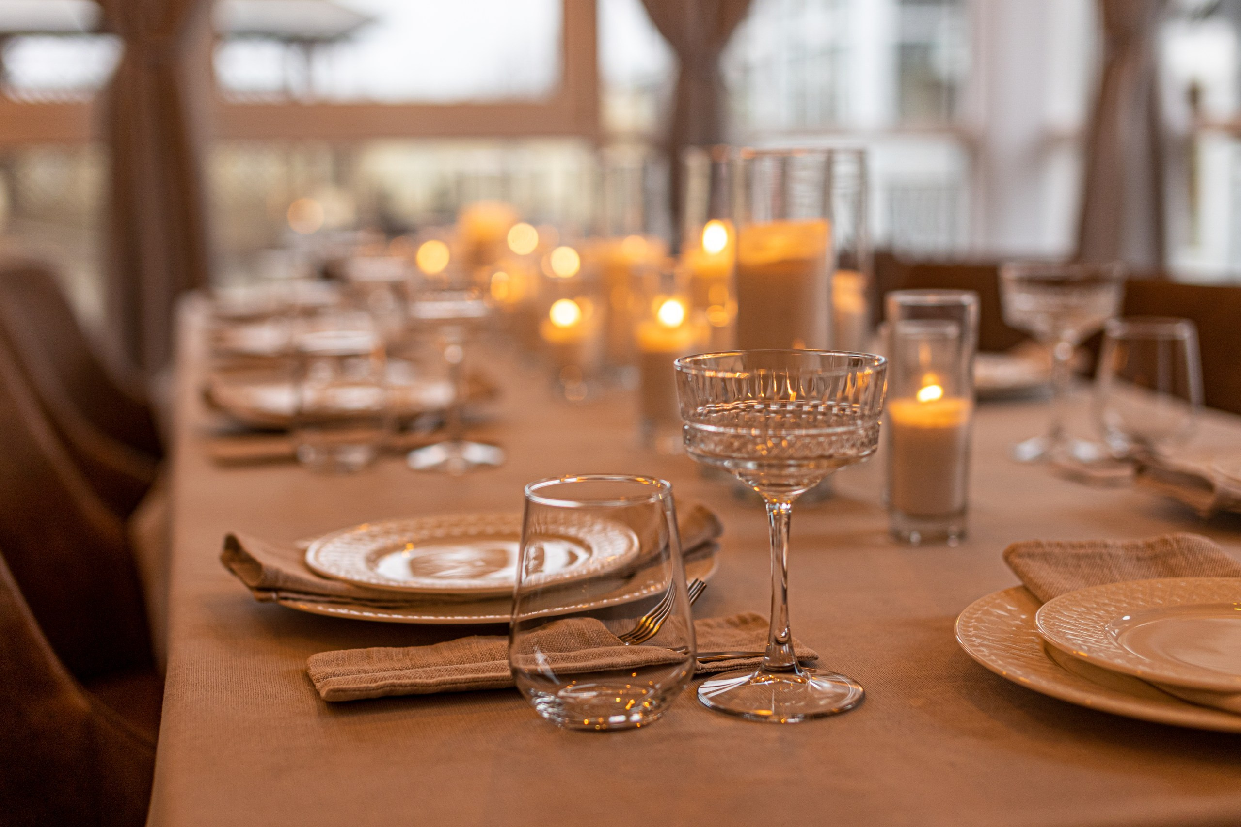 Банкетный зал ресторана «Дача». Фотограф в Оренбурге. Профессиональный фотограф