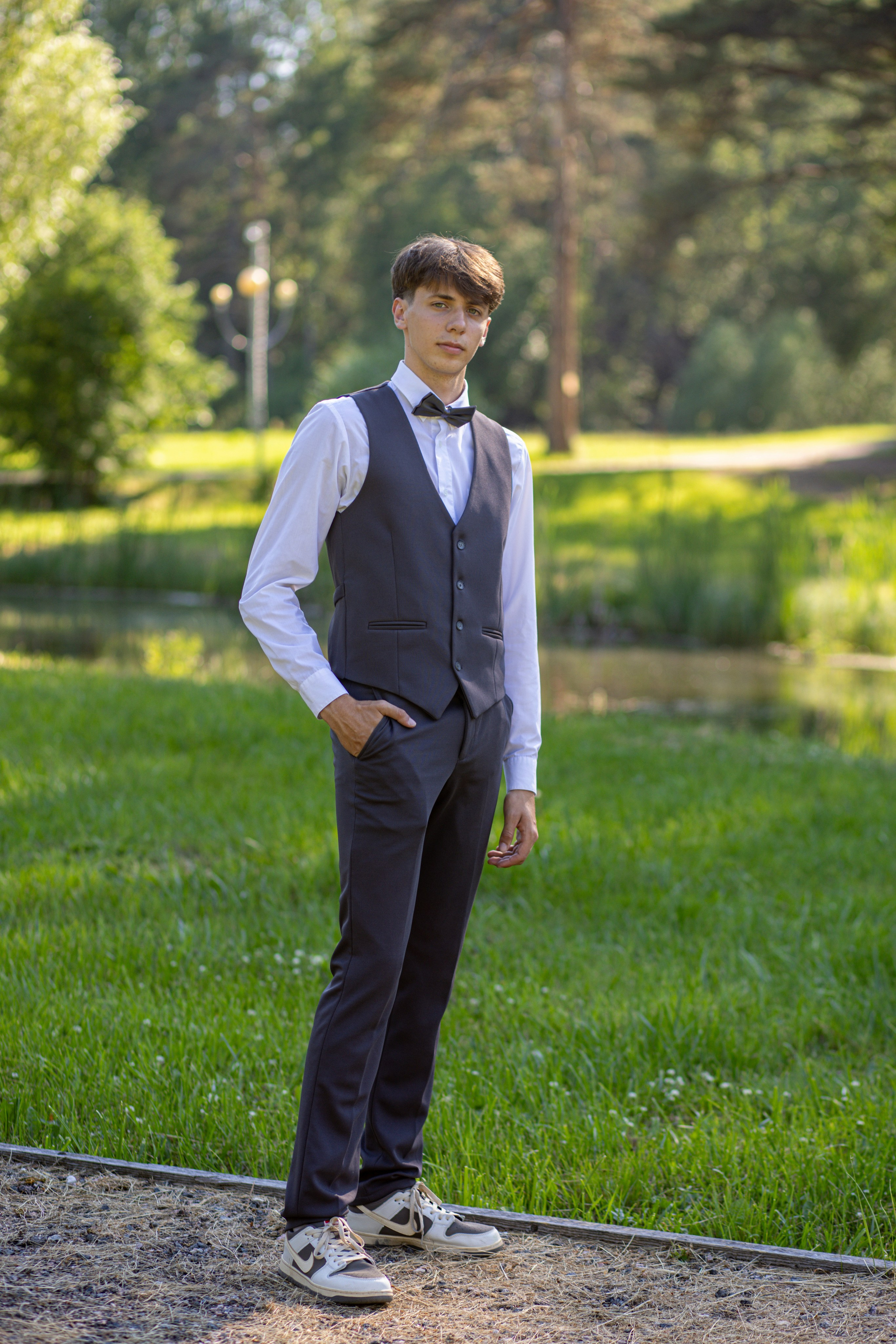 Фотосессия на выпускной. Школа № 12, 11 класс, 2024 г. Студия выпускных альбомов Остров