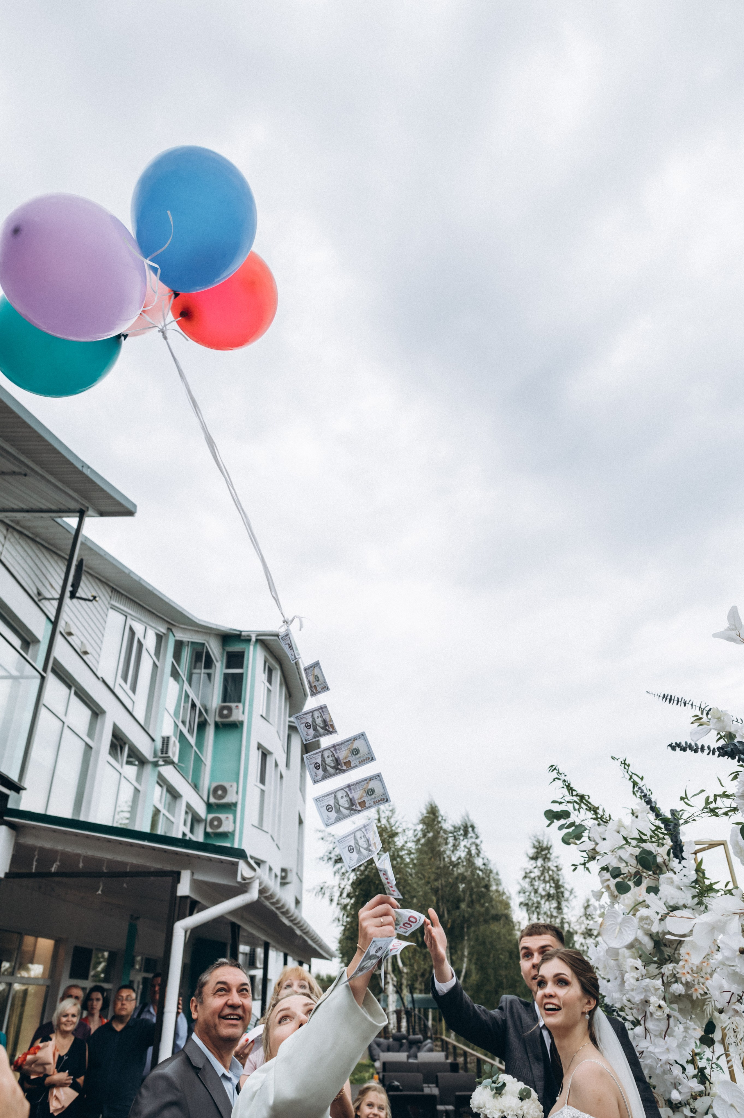 Подарок молодоженам на свадьбе в Новополоцке