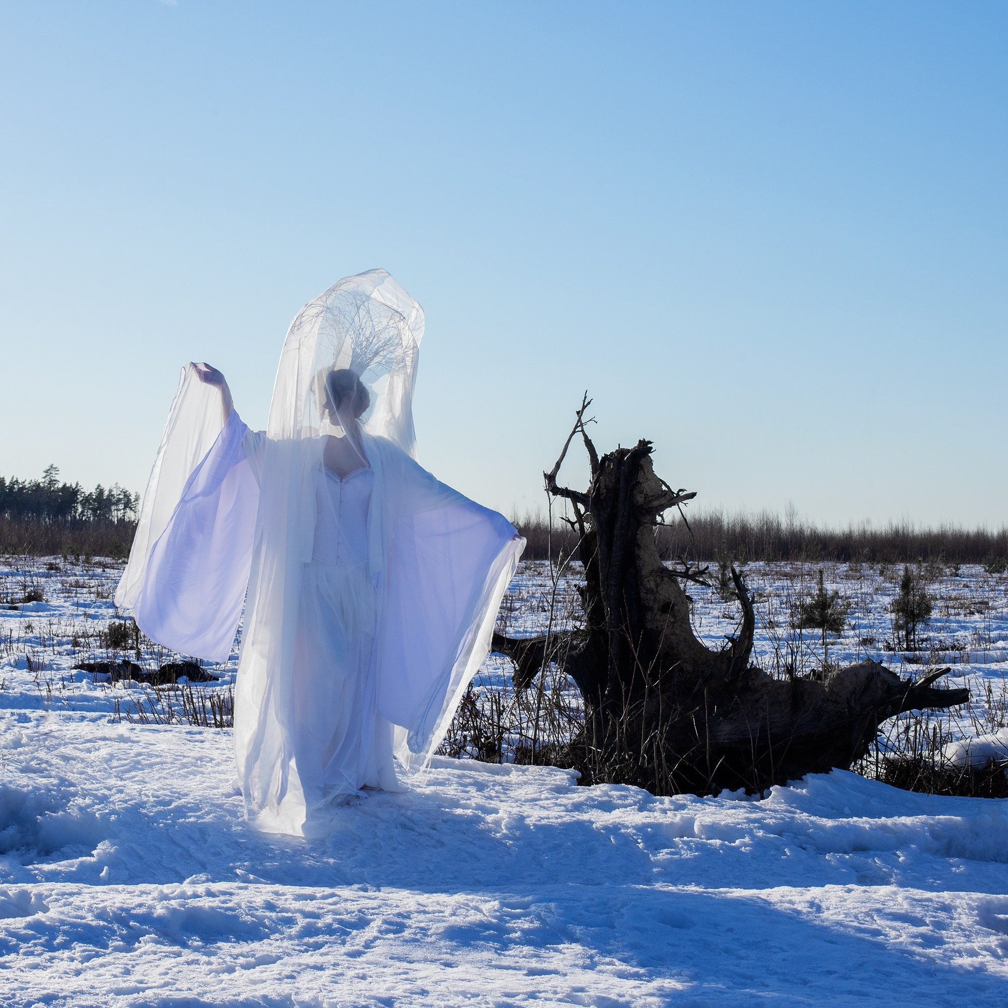 Творческая фотосессия «Призрак тревожности». Необычные портретные фотосессии под ключ в Москве