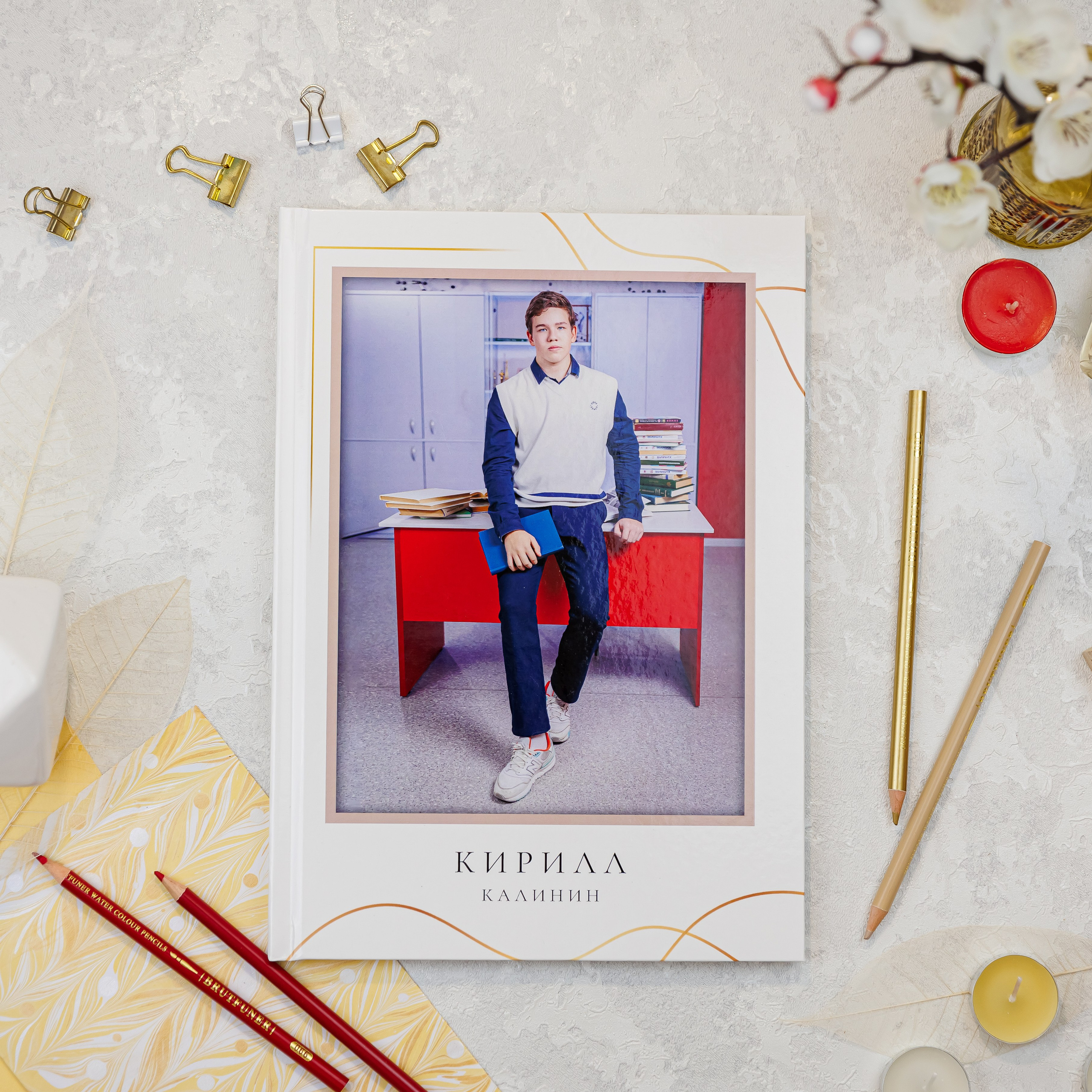 Выпускные альбомы общая информация. Семейный и детский фотограф Комина Елена, Власиха, Одинцово