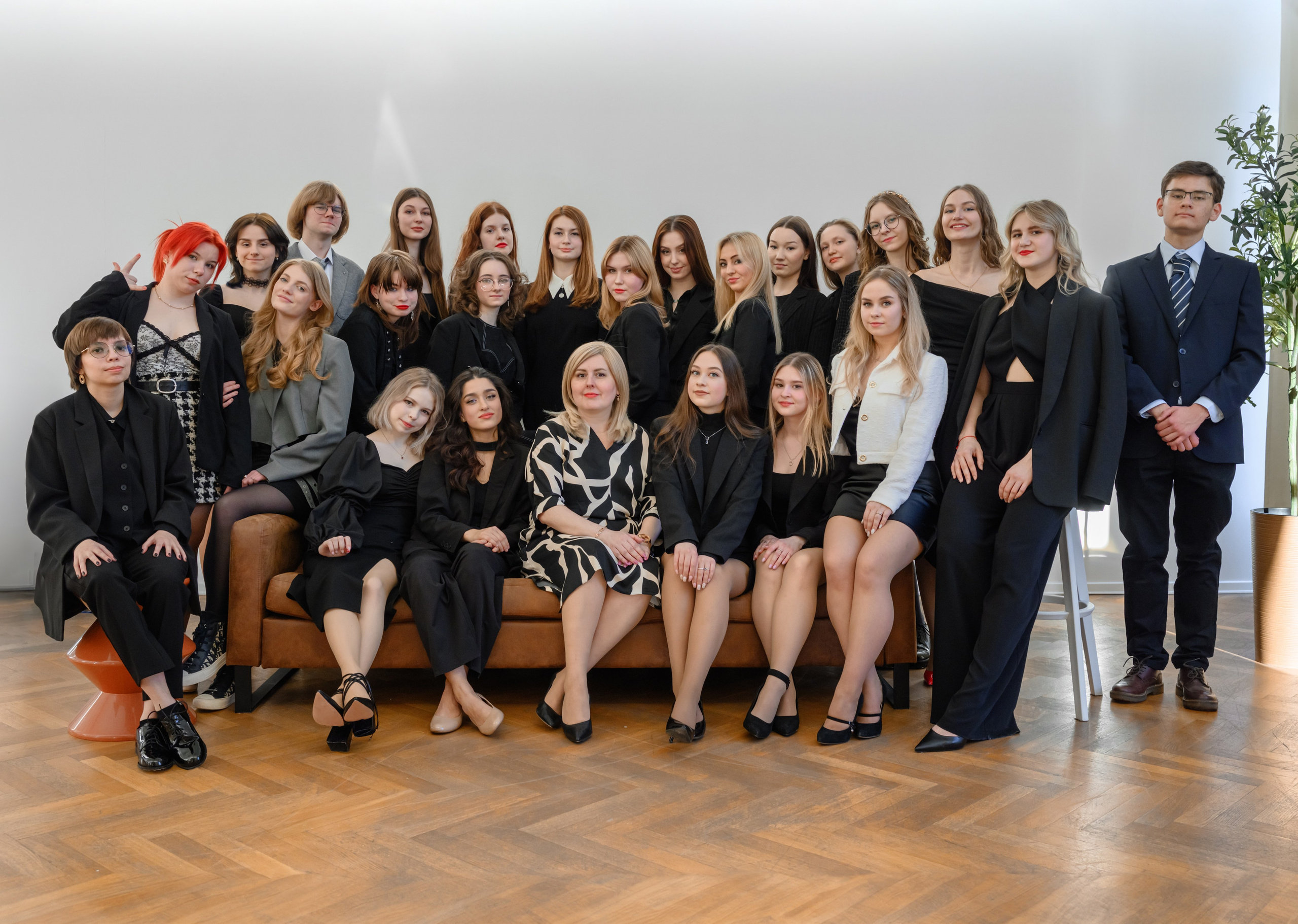 Выпускные альбомы 9 и 11 класс. Выпускные и ежегодные школьные альбомы в Москве и Московской области