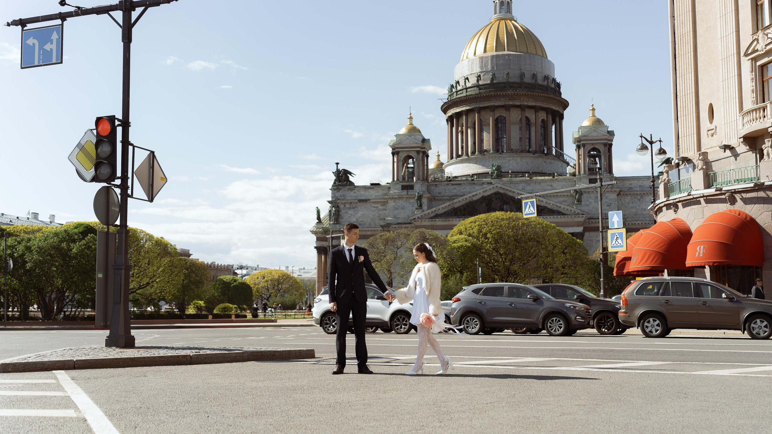 Милена и Данил — ЗАГС и прогулка у Исаакия. Свадебный фотограф Дмитрий Родионов — Санкт-Петербург и Ленинградская область