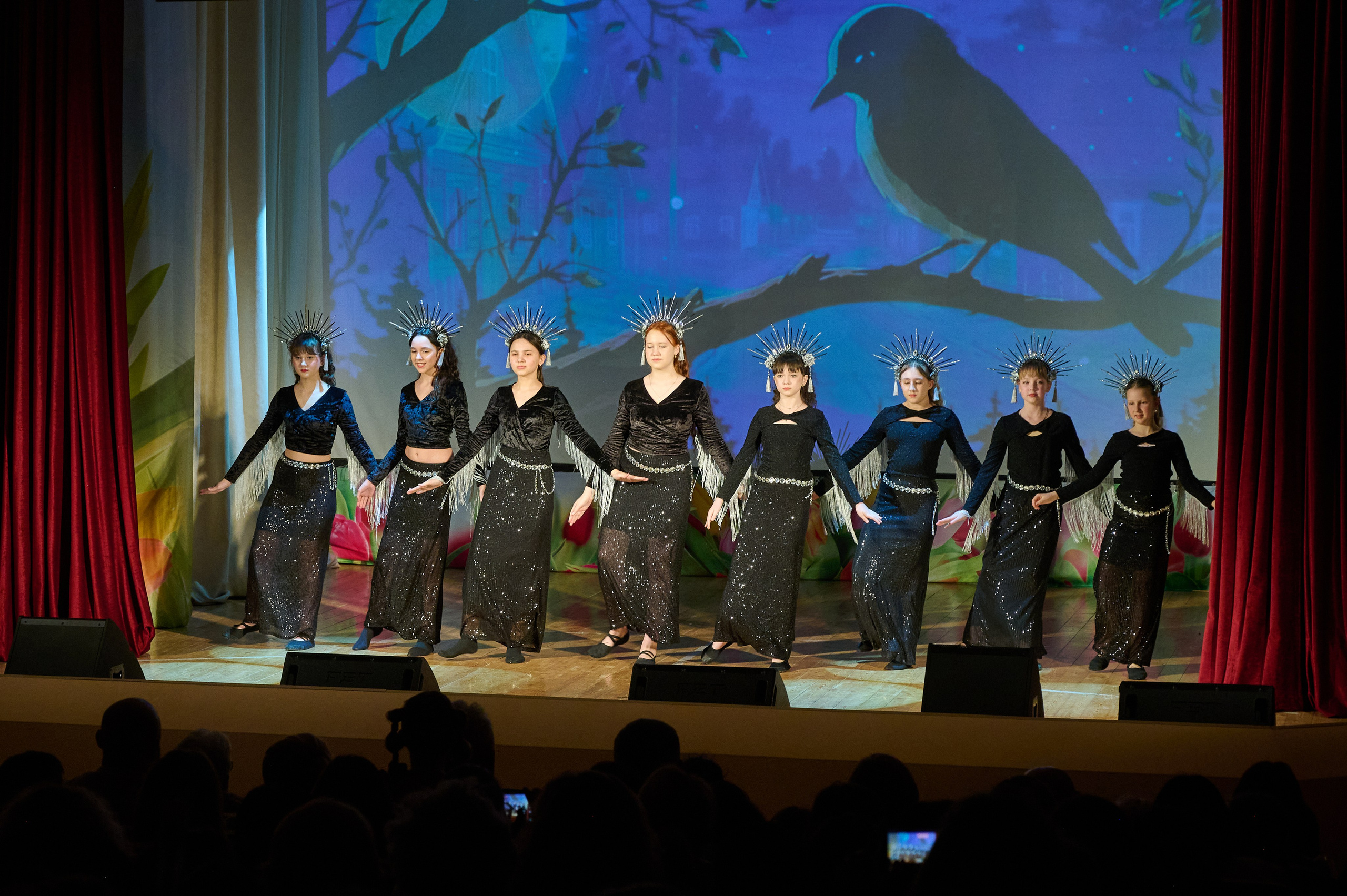 8 марта ДК Кабардинка. Жизнь курорта Кабардинка в фотографиях