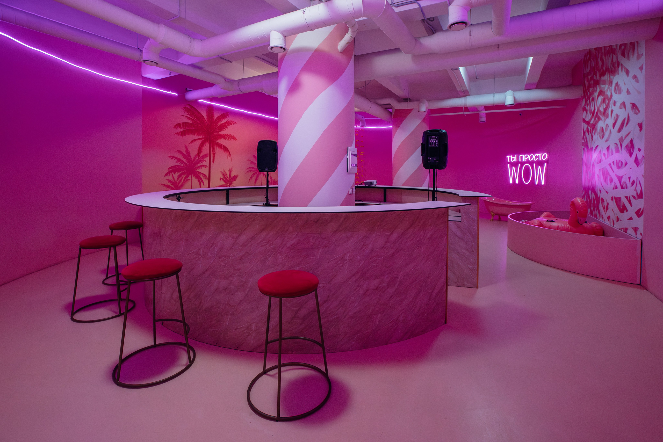 Mr. Flamingo (лето). Аренда лофта в СПб для мероприятий