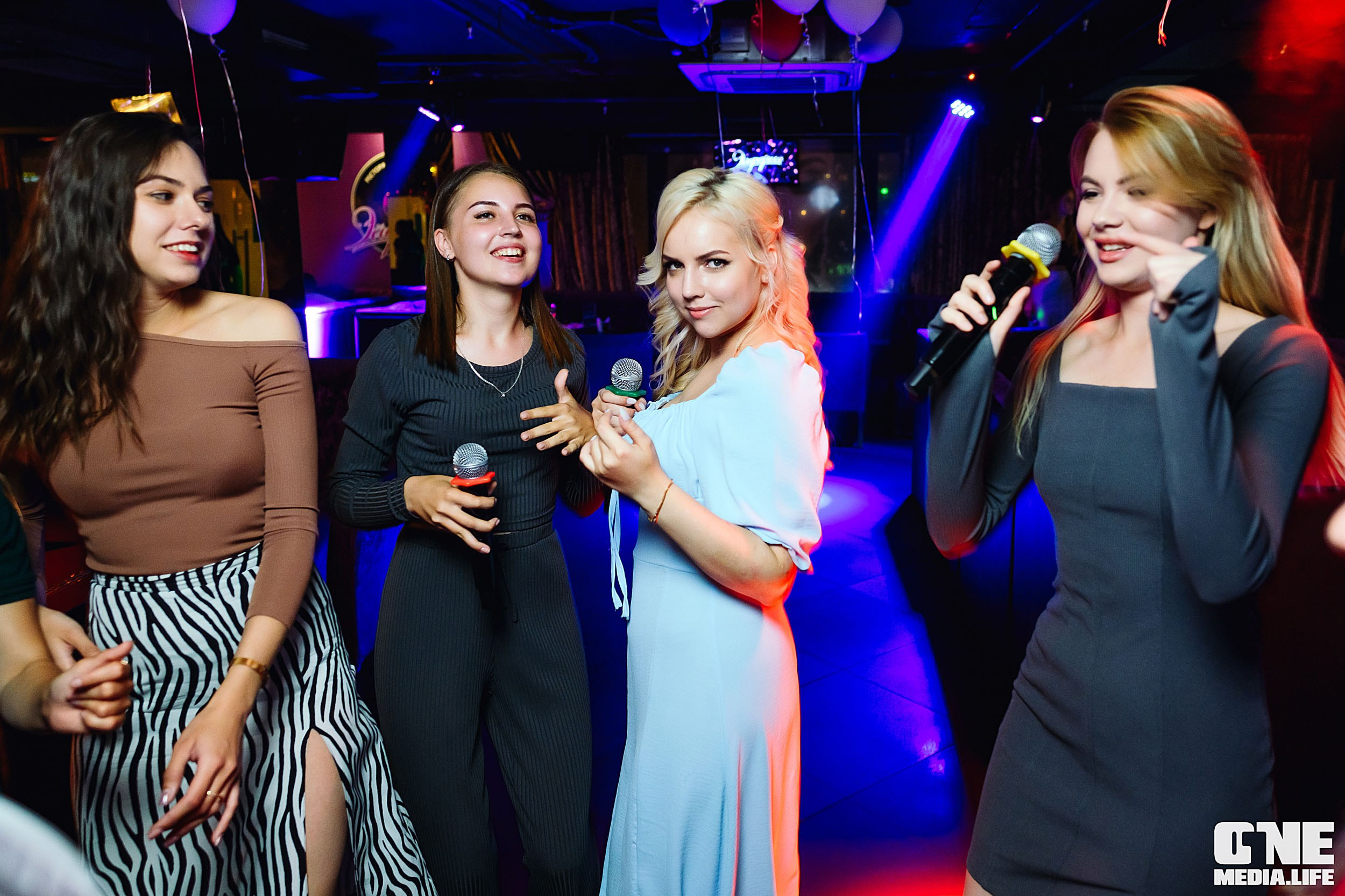 Фоторепортаж из караоке-клуба Эйфория. One Media Life: фоторепортажи, фотоотчеты с мероприятий и заведений