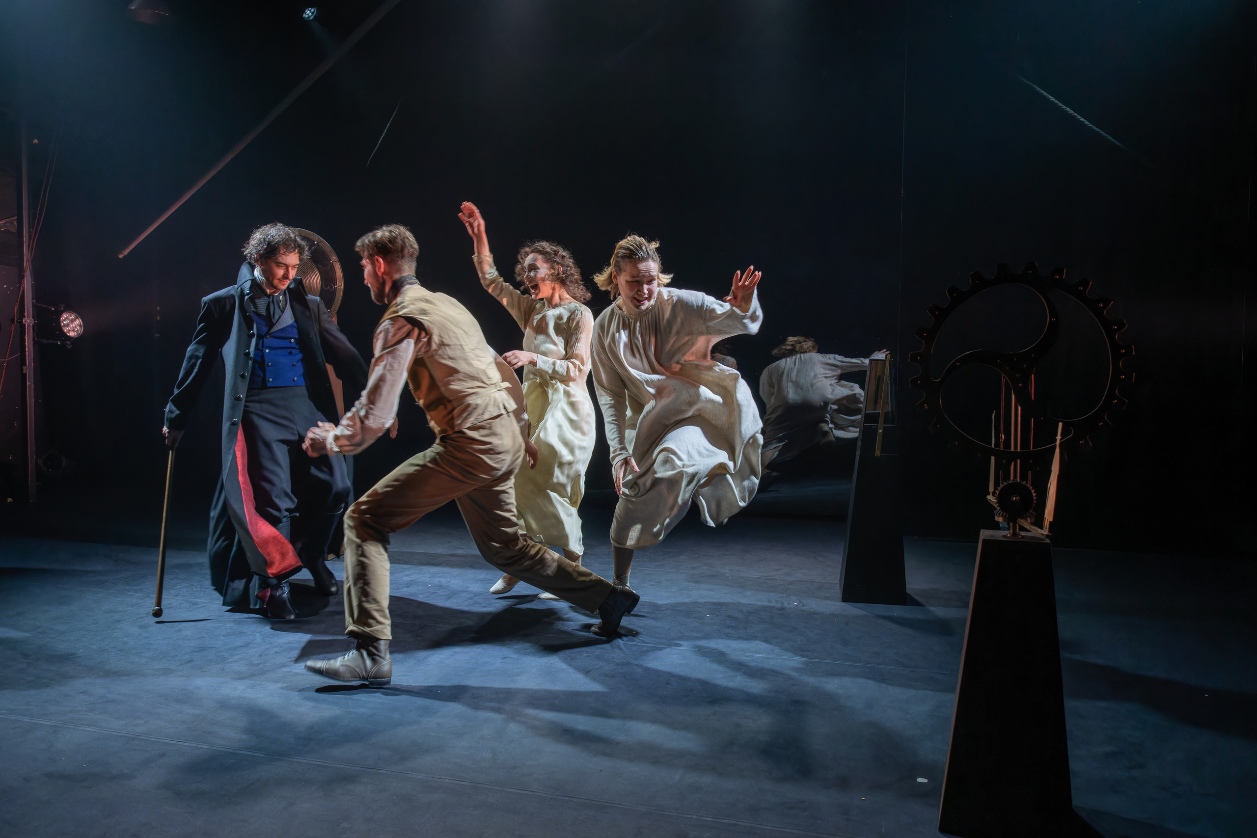 Театр Маяковского: Фауст. Сайт фотографа Сергея Абрамова