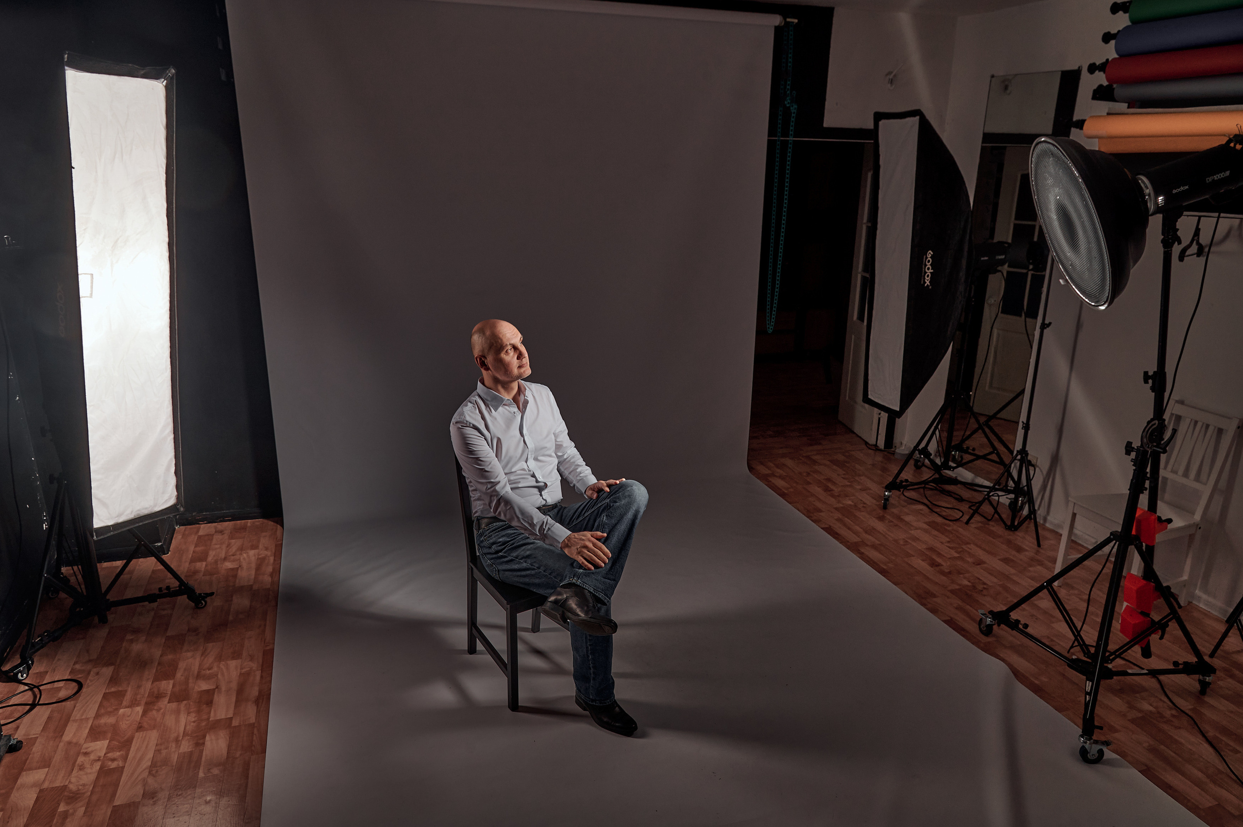 Аренда фоновой фотостудии RoRo — Красноярск. Фотограф Яковлев Роман — Красноярск