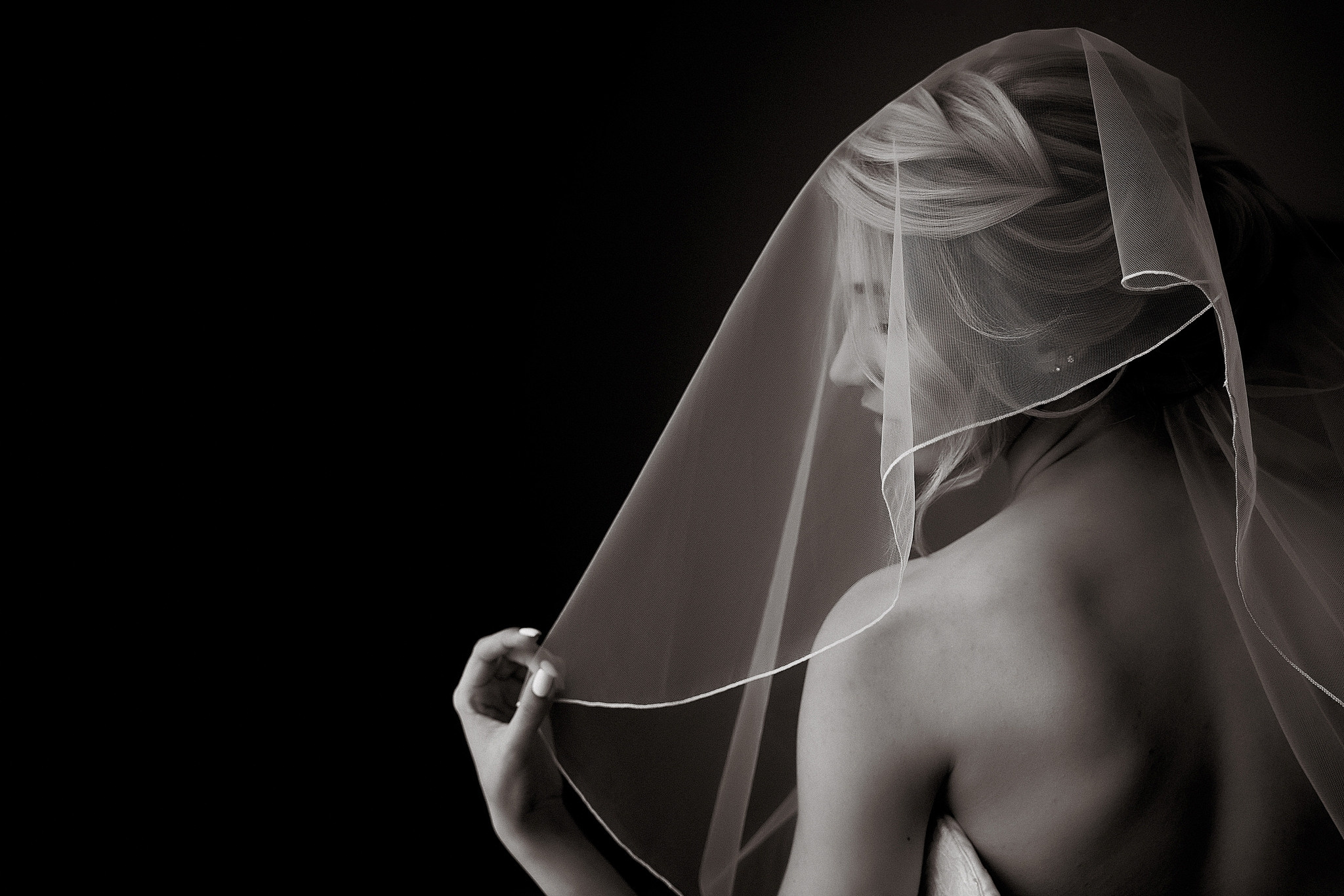 Утро невесты в отеле «Милан» и прогулка в Царицино и Коломенском. Фотограф в Москве Сергей Гаварос