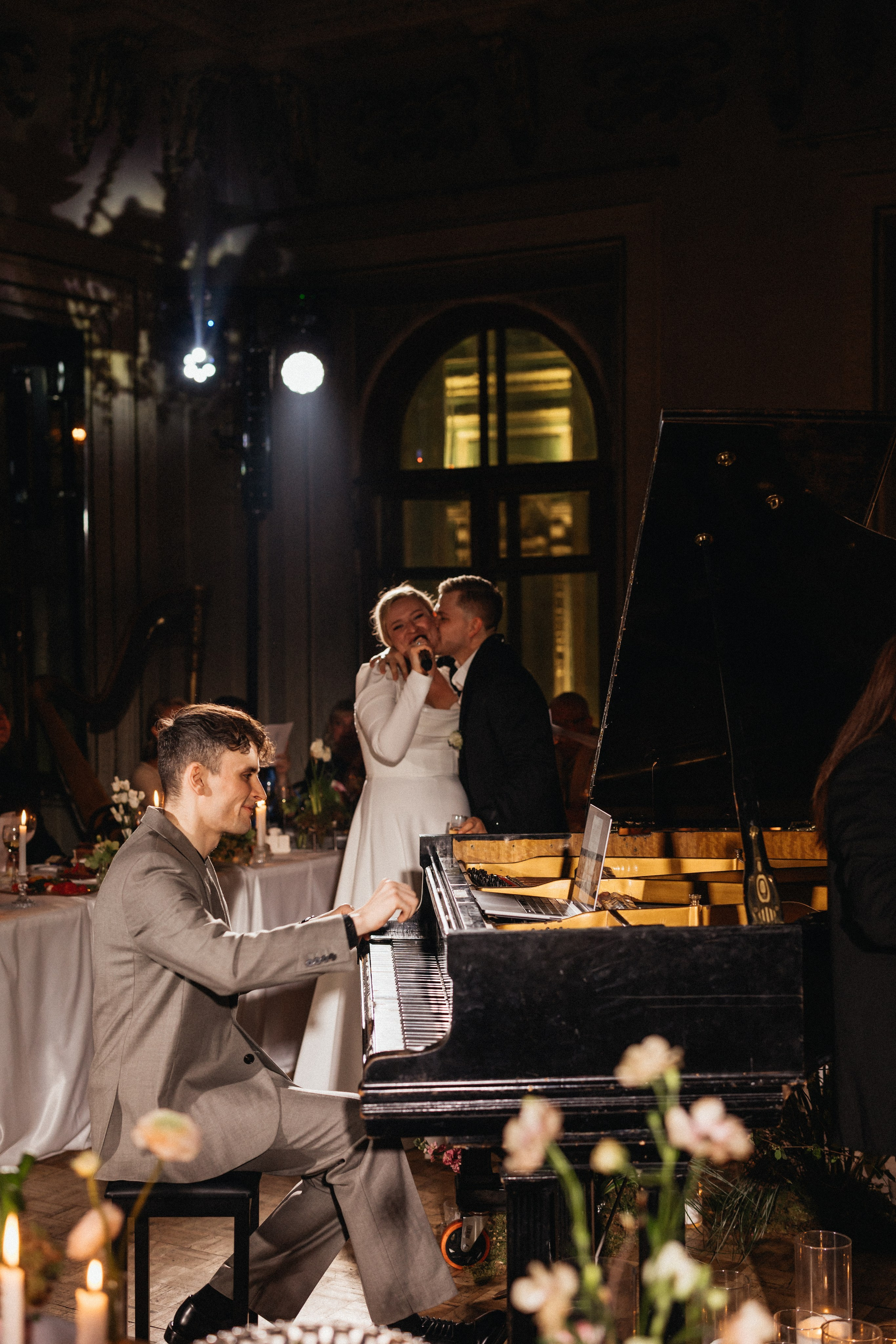 Свадебный и семейный фотограф и видеограф в Крыму | Алёна Межевова