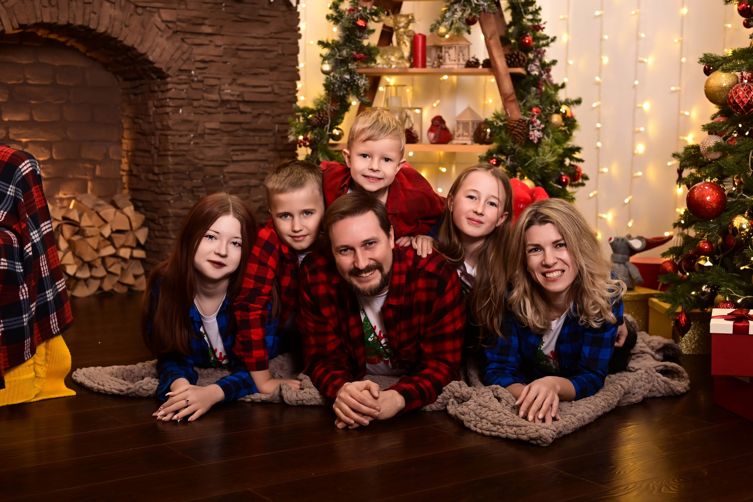 Семейная. Фотостудия Зефир. Фотосессии в студии под ключ. Москва. Семейные и детские фотосессии